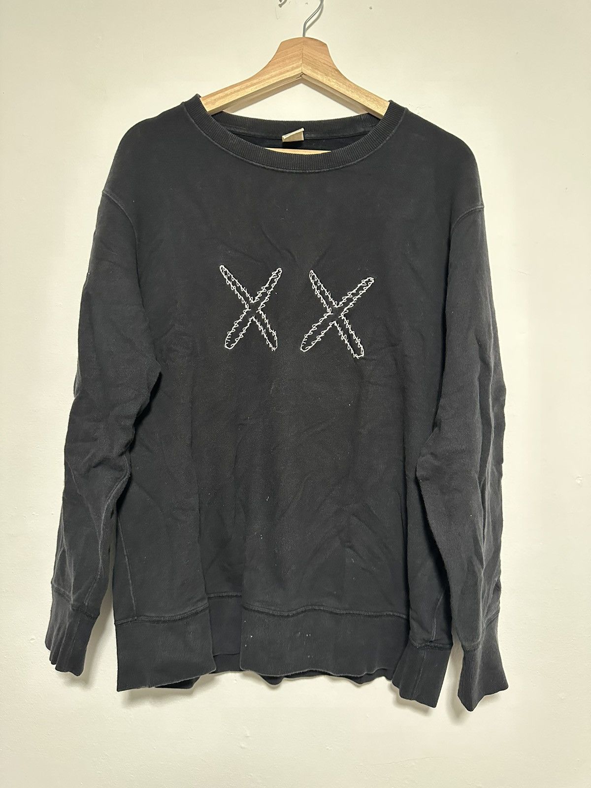 Kaws KAWS x SESAME STREET Size US L / EU 52-54 / 3 - 1 Thumbnail