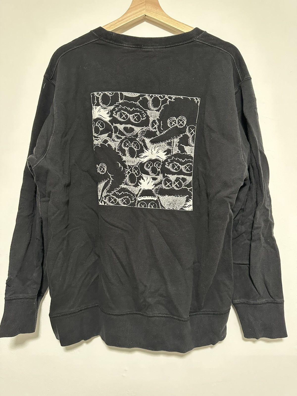 Kaws KAWS x SESAME STREET Size US L / EU 52-54 / 3 - 2 Thumbnail
