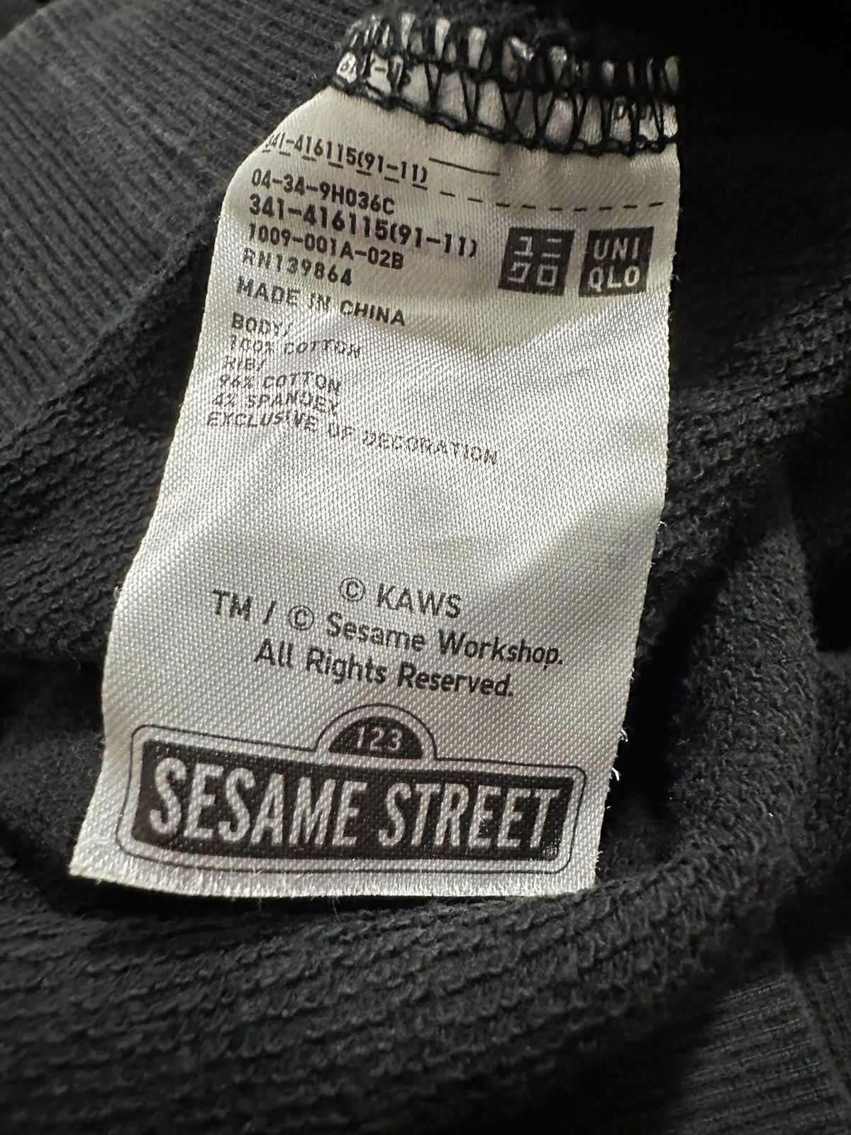 Kaws KAWS x SESAME STREET Size US L / EU 52-54 / 3 - 4 Thumbnail