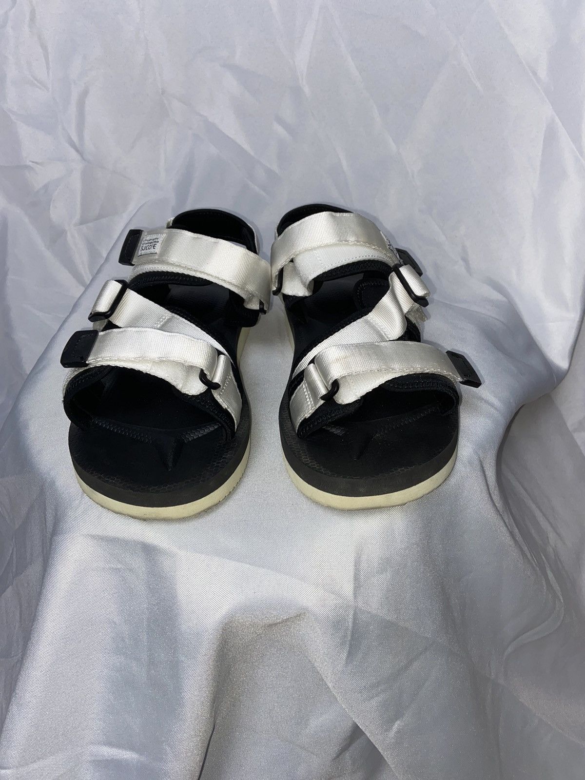 Suicoke Suicoke White & Black KISEE-V Sandals Size US 11 / EU 44 - 1 Thumbnail