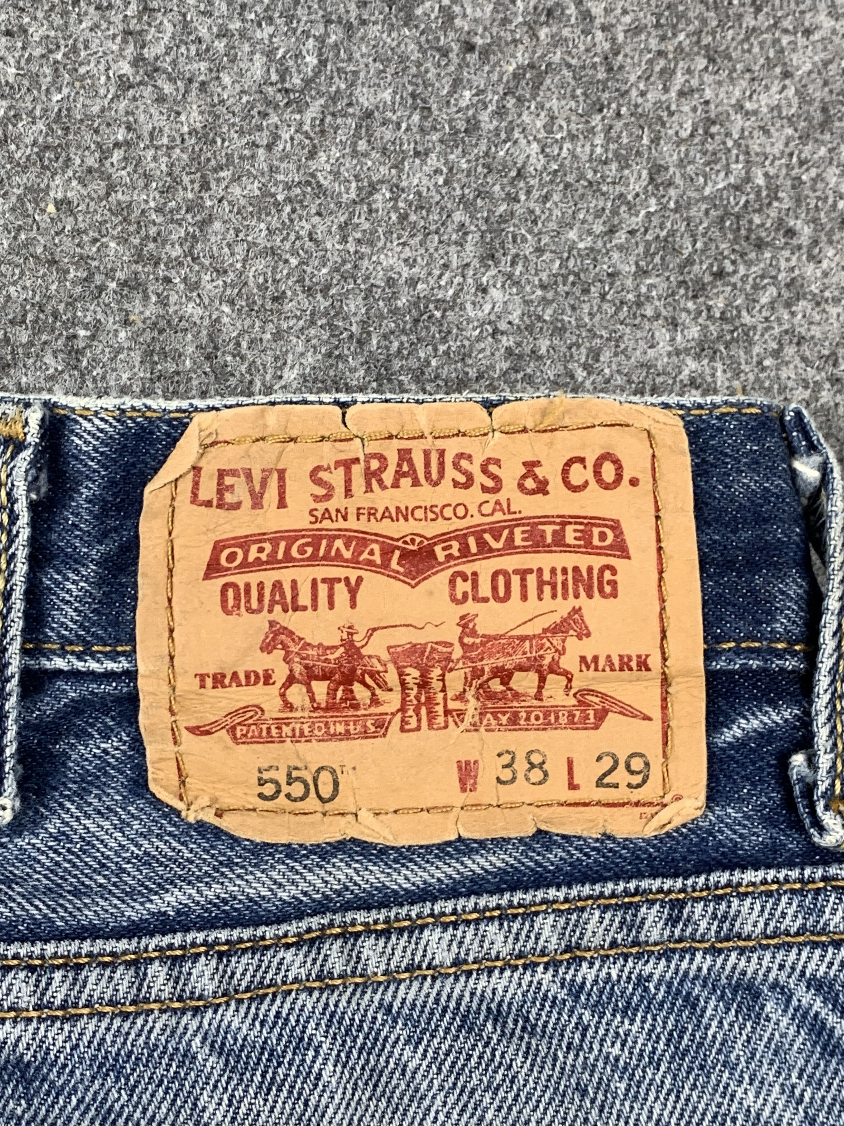 Levi's Vintage Levis 550 Faded Blue Jeans DP2149 Size US 34 / EU 50 - 16 Thumbnail