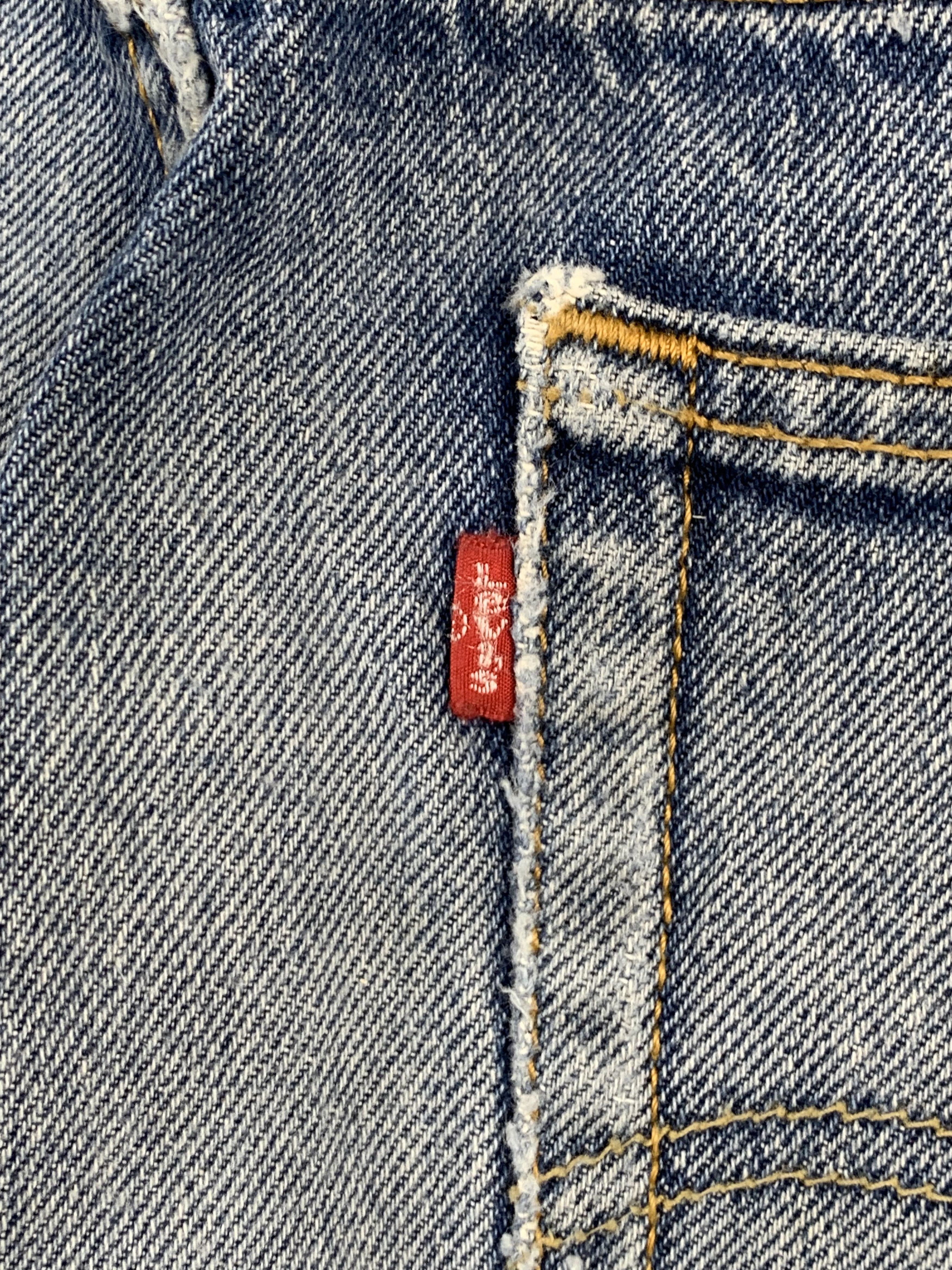 Levi's Vintage Levis 550 Faded Blue Jeans DP2149 Size US 34 / EU 50 - 15 Thumbnail