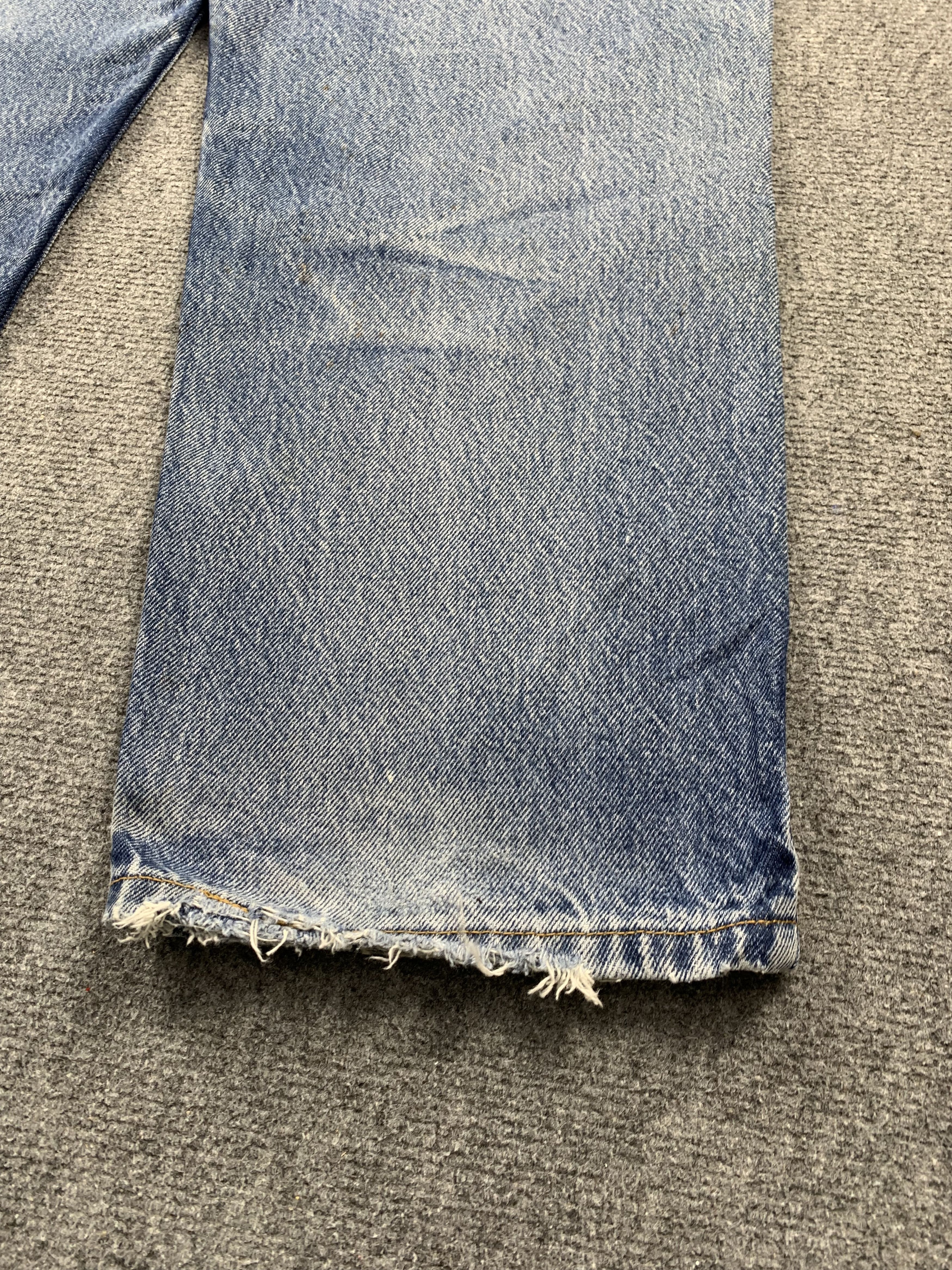 Levi's Vintage Levis 550 Faded Blue Jeans DP2149 Size US 34 / EU 50 - 12 Thumbnail