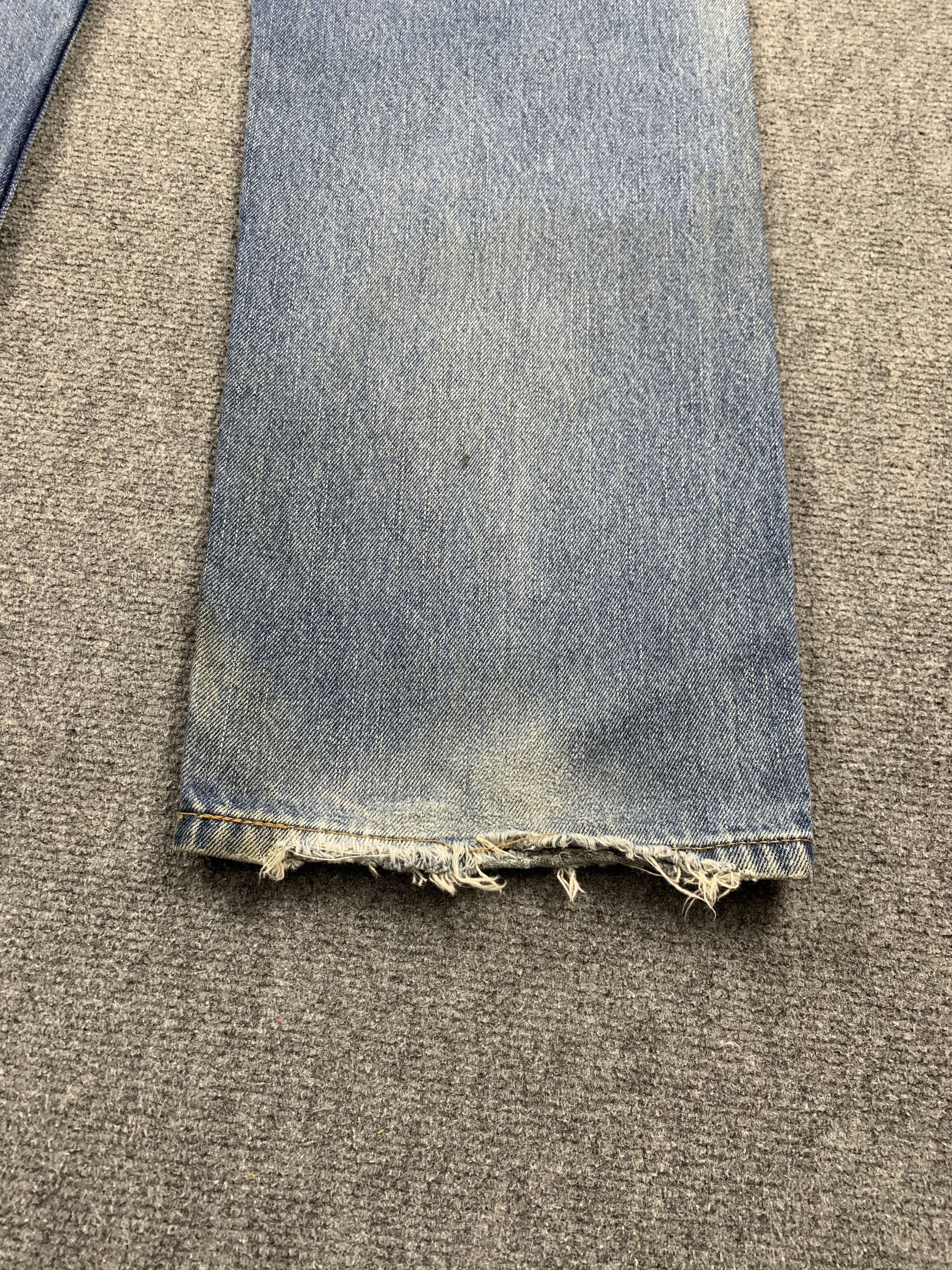 Levi's Vintage Levis 505 Faded Blue Jeans DP2150 Size US 37 - 14 Thumbnail