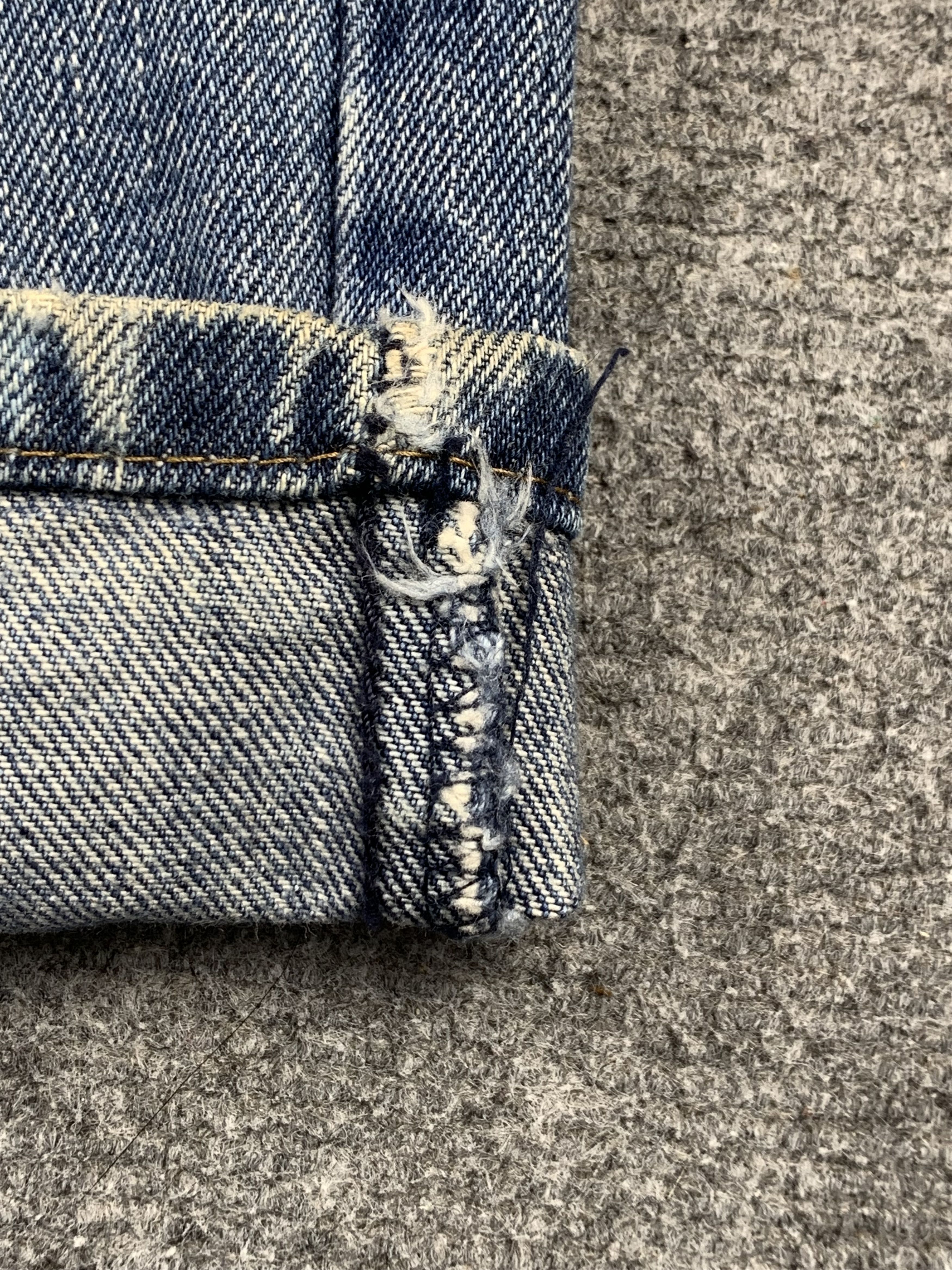 Levi's Vintage Levis 505 Faded Blue Jeans DP2150 Size US 37 - 10 Thumbnail