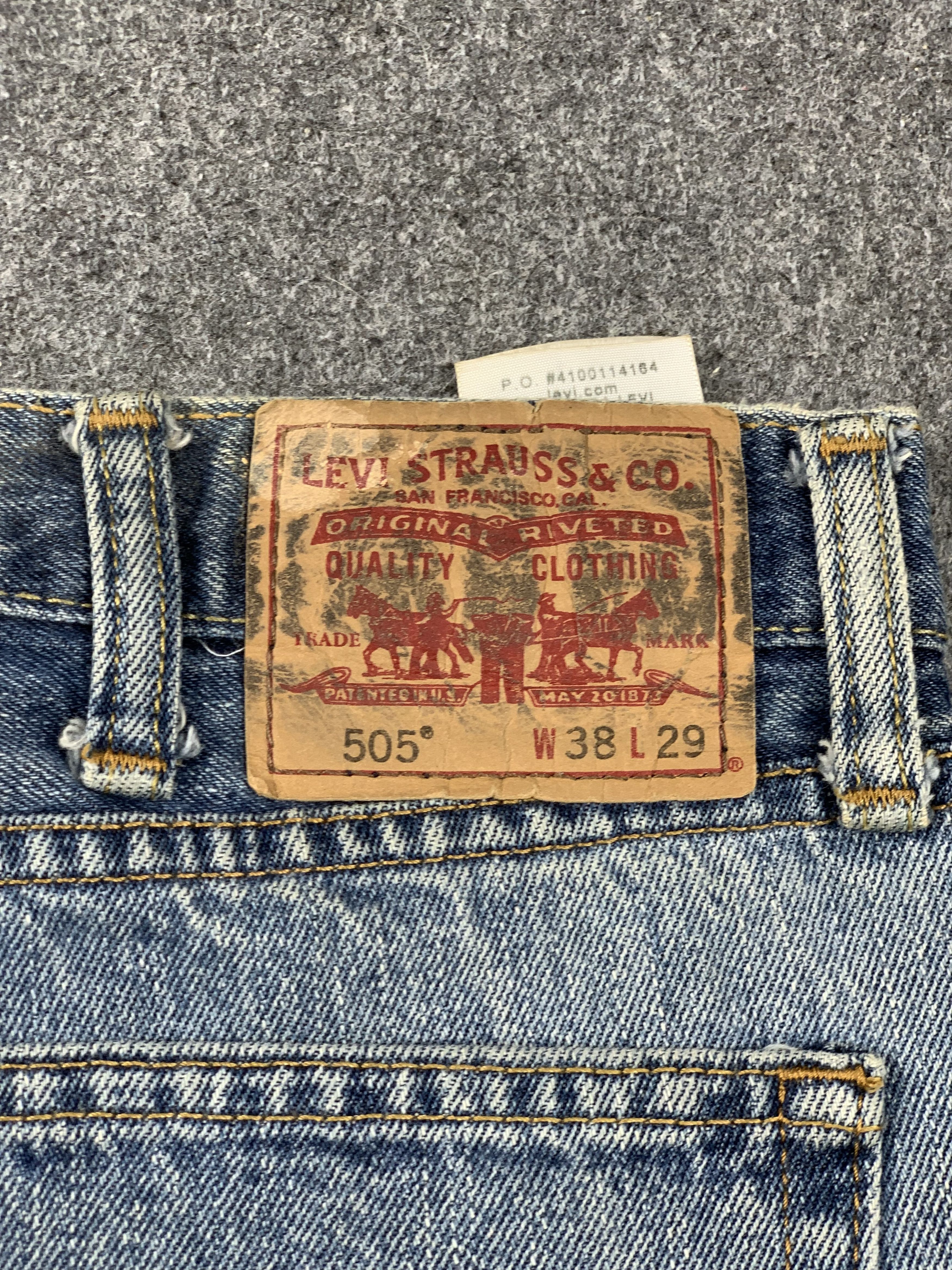 Levi's Vintage Levis 505 Faded Blue Jeans DP2150 Size US 37 - 3 Thumbnail