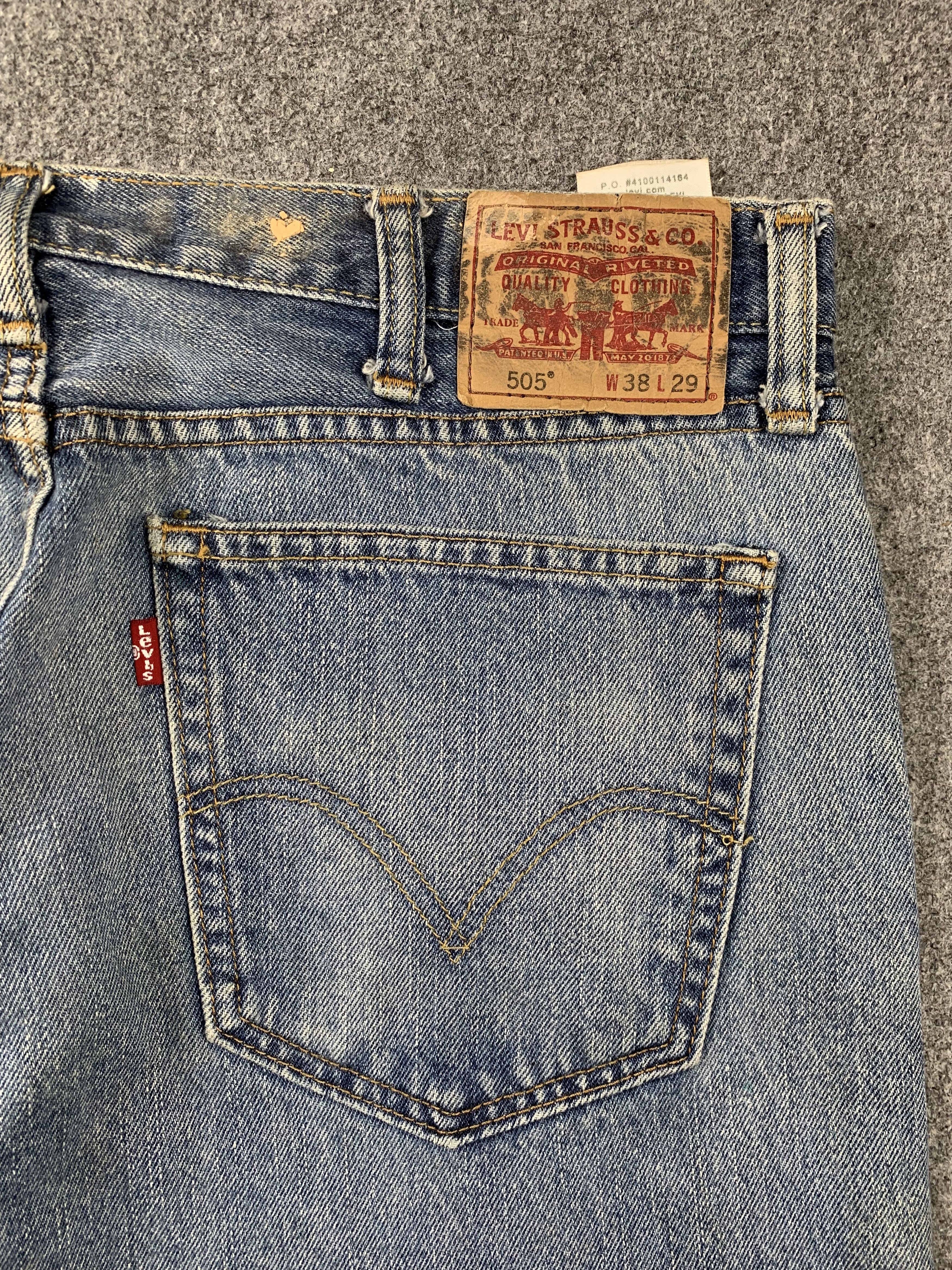 Levi's Vintage Levis 505 Faded Blue Jeans DP2150 Size US 37 - 16 Thumbnail