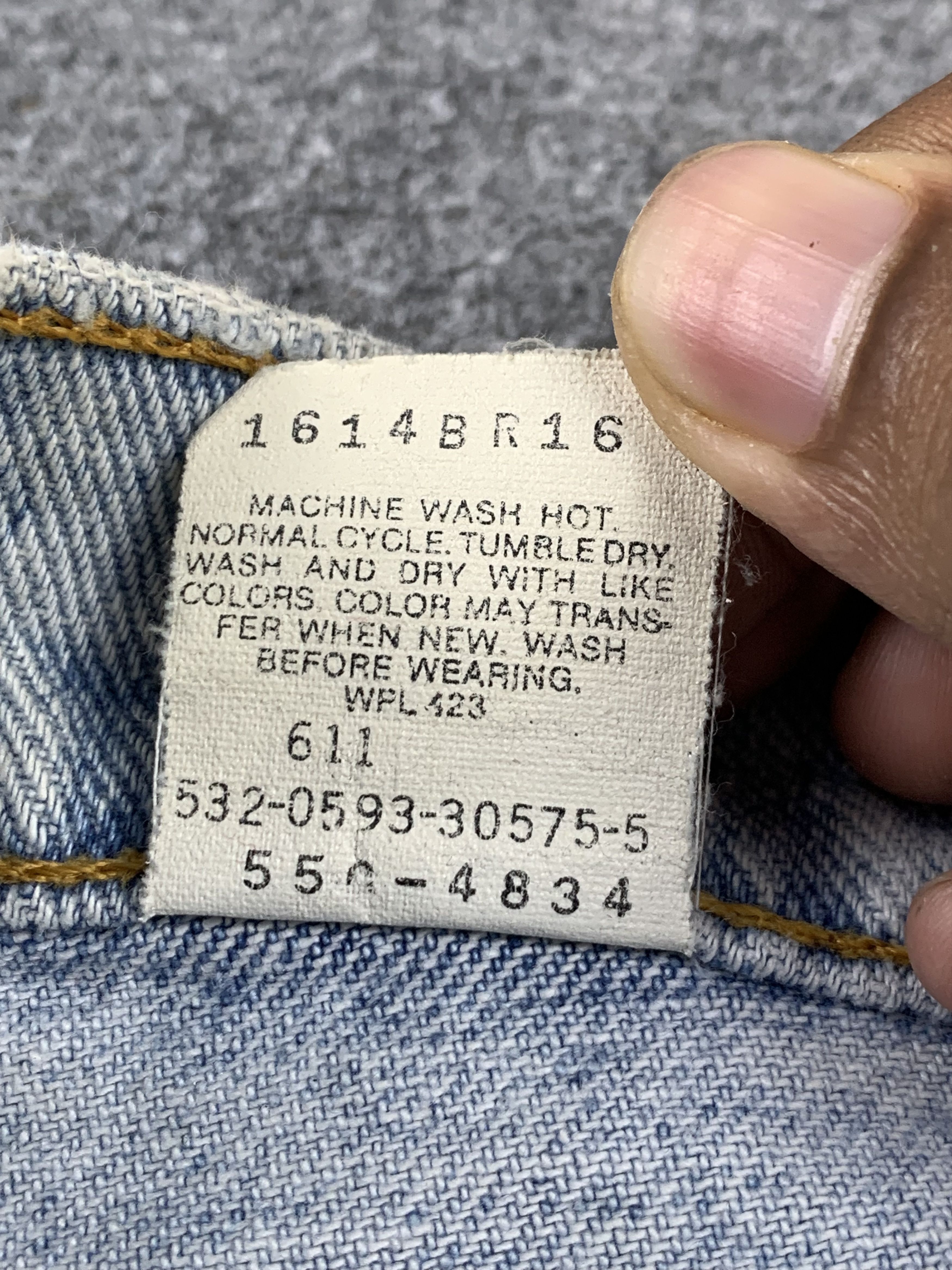 Levi's Vintage 90s Levis 550 Light Wash Jeans DP2151 Size US 36 / EU 52 - 8 Thumbnail