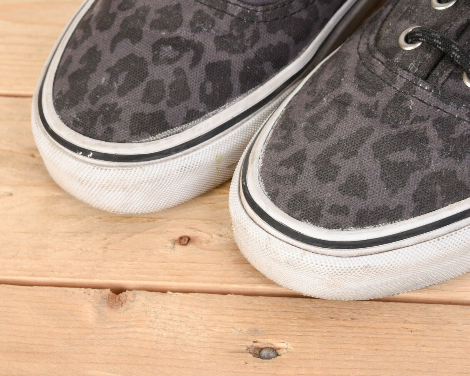 Vans Cheetah Print Trainers Shoes Sneakers Leopard Canvas Size US 7.5 / IT 37.5 - 3 Thumbnail