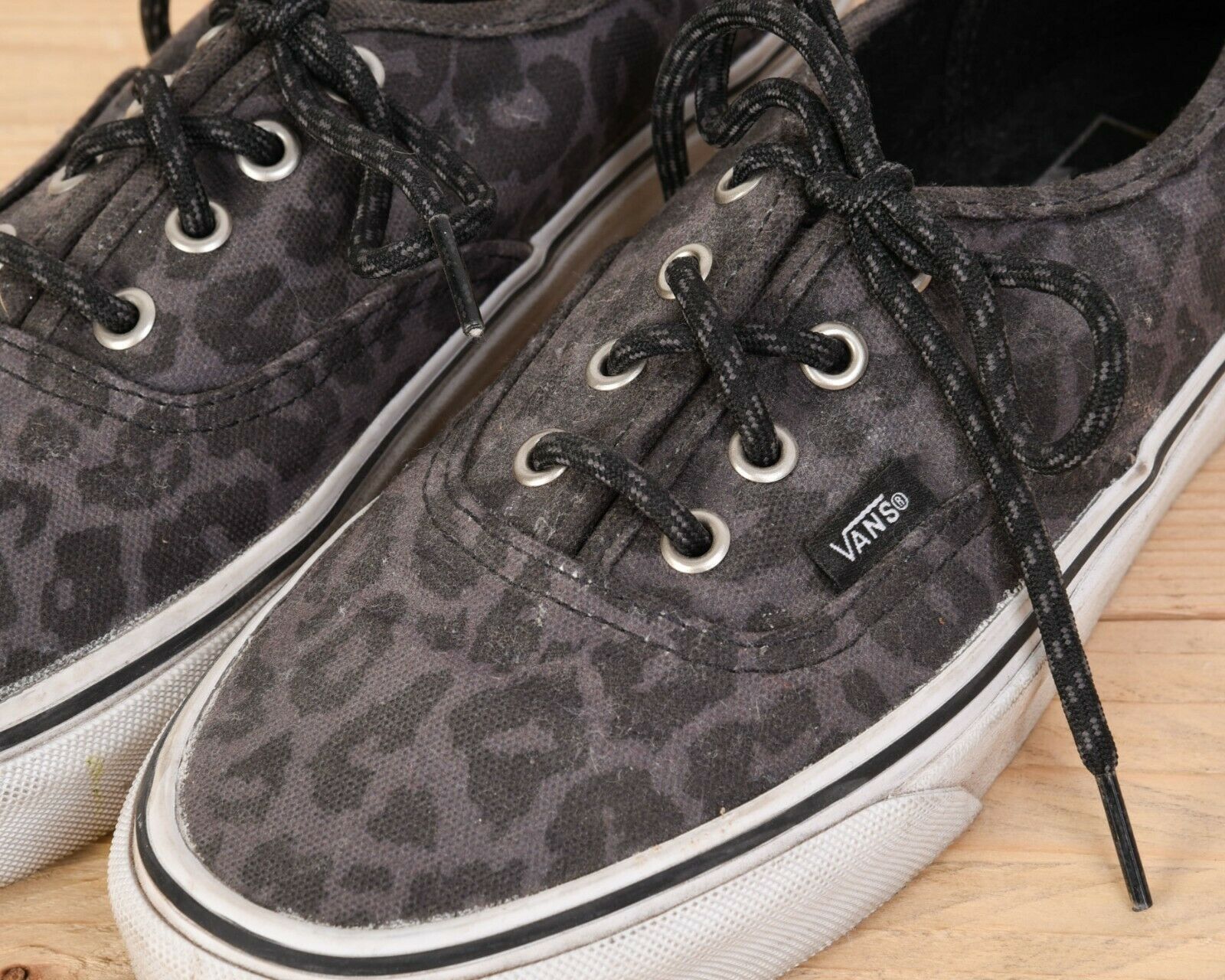 Vans Cheetah Print Trainers Shoes Sneakers Leopard Canvas Size US 7.5 / IT 37.5 - 4 Thumbnail