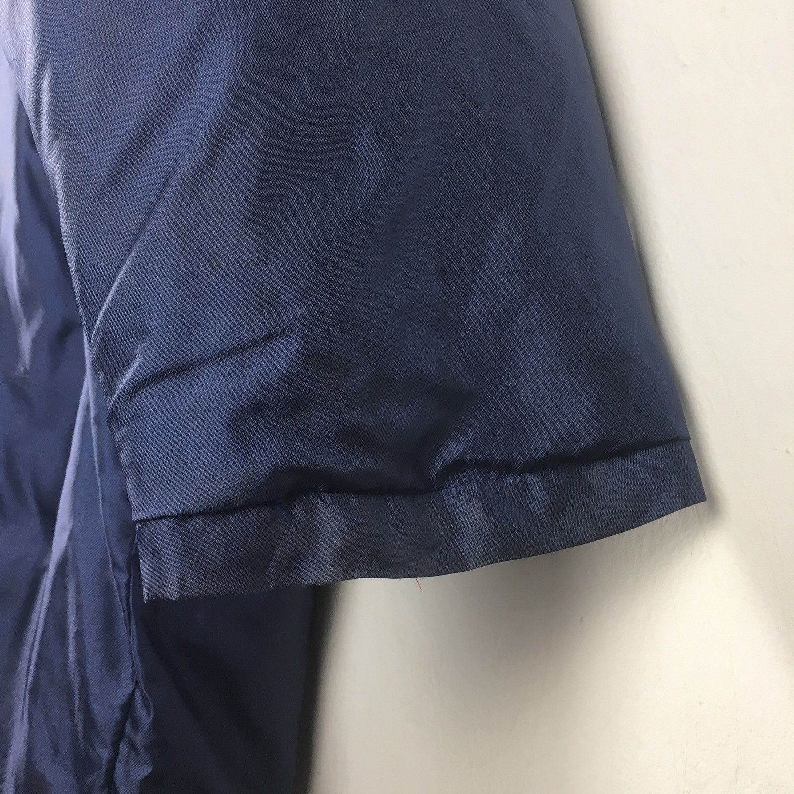 Nike Vintage nike swoosh Big logo long jacket armpit 24x36 Size US L / EU 52-54 / 3 - 4 Thumbnail