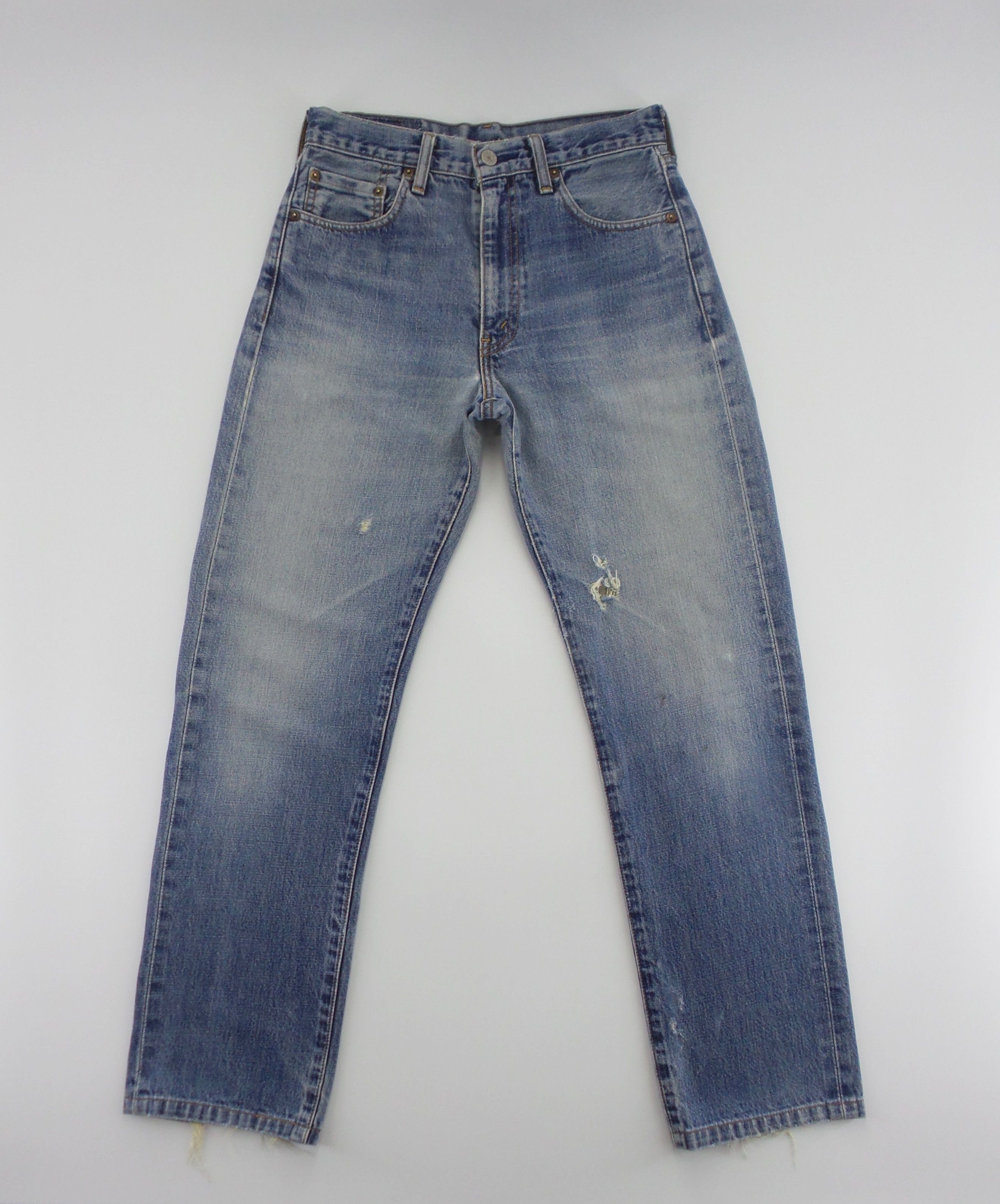 Japanese Brand × Levi's DISTRESSED Levi's 502 Big E Selvedge Jeans W28xL39.5 Size US 28 / EU 44 - 1 Thumbnail
