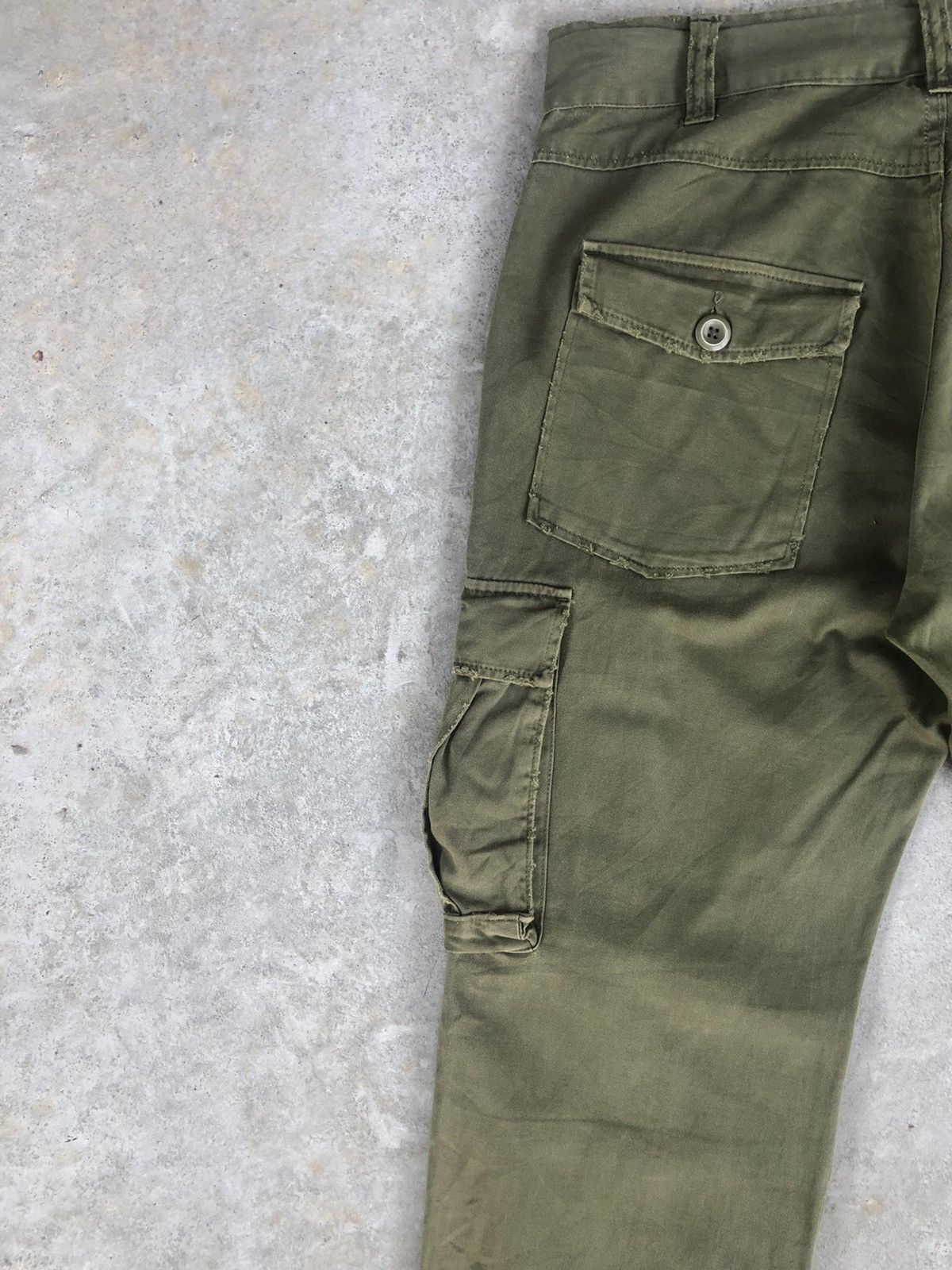 Seditionaries Over Whelm Cargo Pants Tactical Multipocket Distressed Pants Size US 33 - 9 Thumbnail