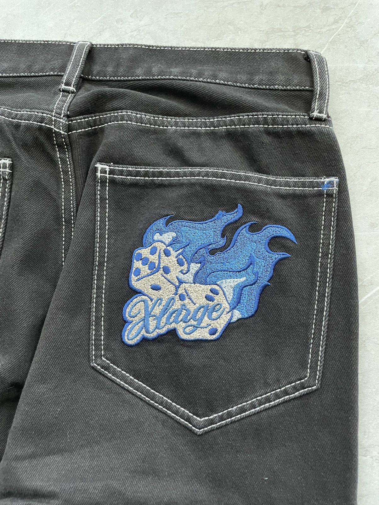 Xlarge UNWORN* X-LARGE dice patch denim Size US 30 / EU 46 - 1 Thumbnail