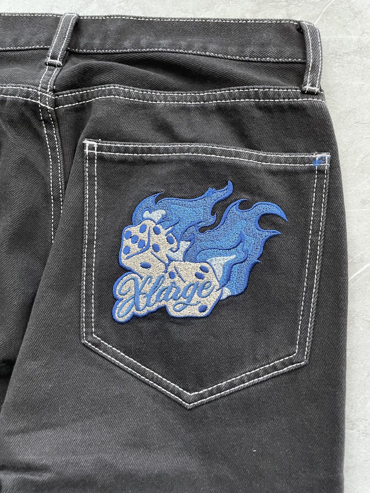 Xlarge UNWORN* X-LARGE dice patch denim Size US 30 / EU 46 - 2 Thumbnail