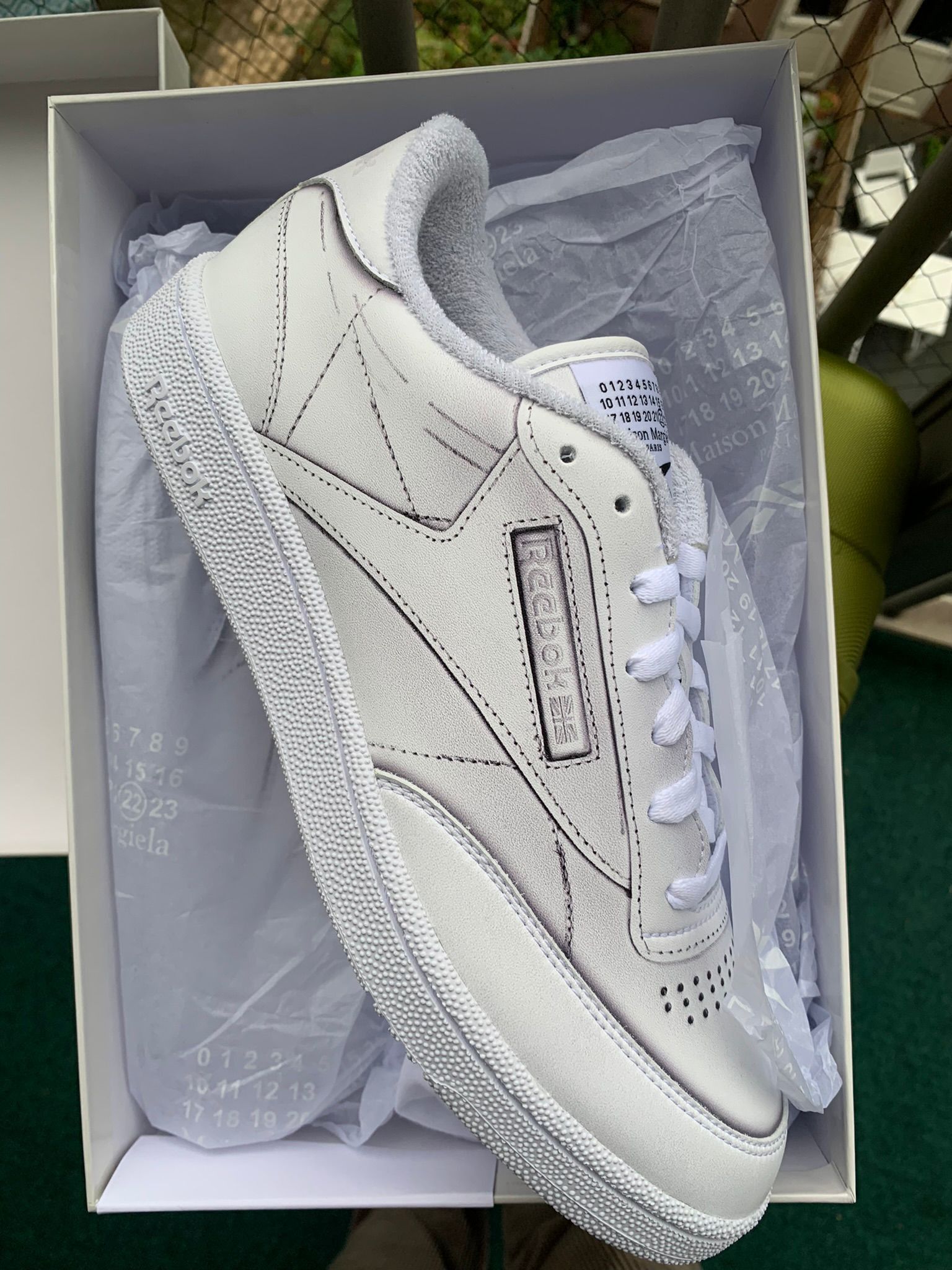 Maison Margiela × Reebok MAISON MARGIELA X REEBOK CLUB C WHITE Size US 9 / IT 39 - 8 Thumbnail