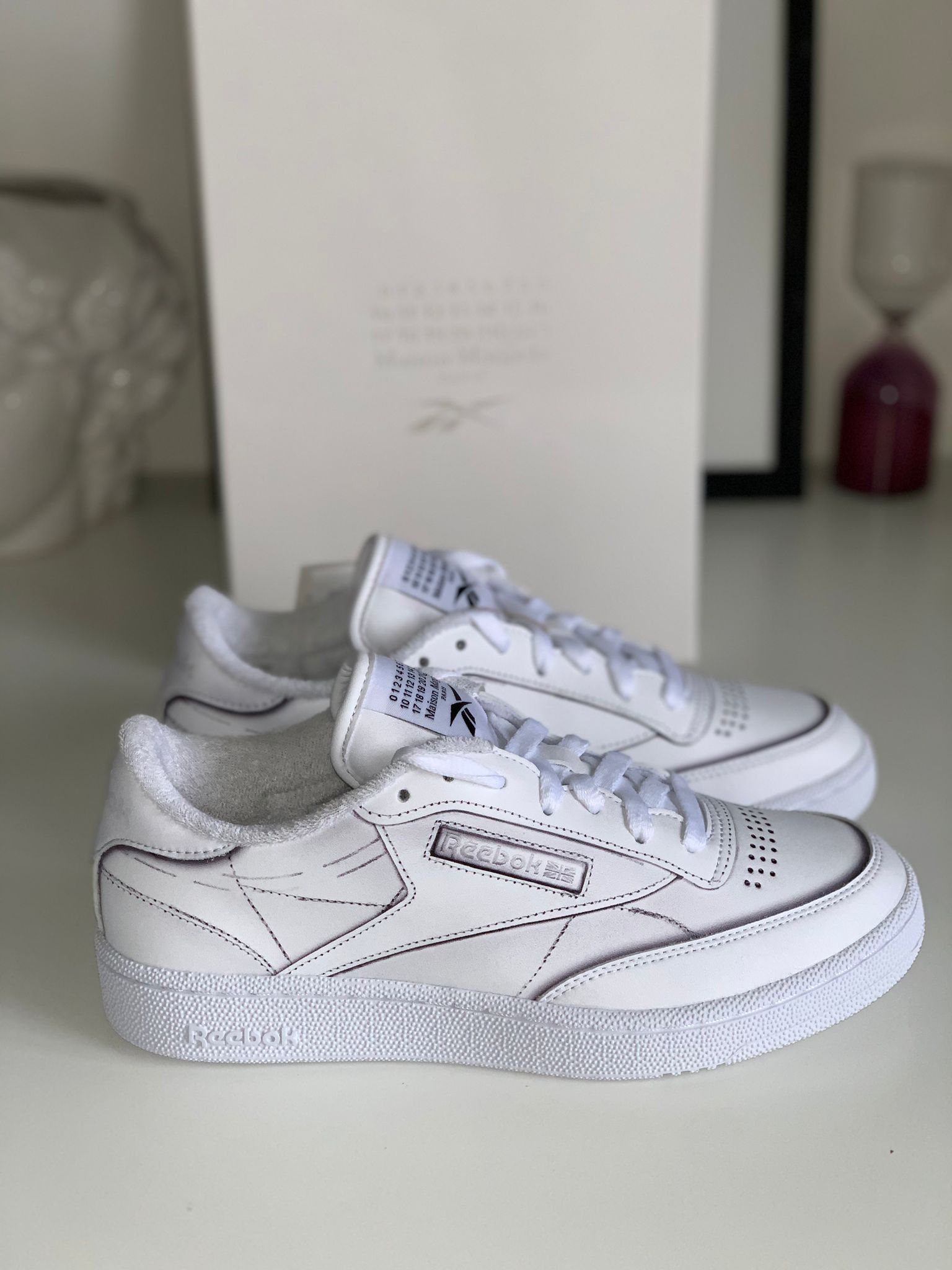 Maison Margiela × Reebok MAISON MARGIELA X REEBOK CLUB C WHITE Size US 9 / IT 39 - 13 Thumbnail