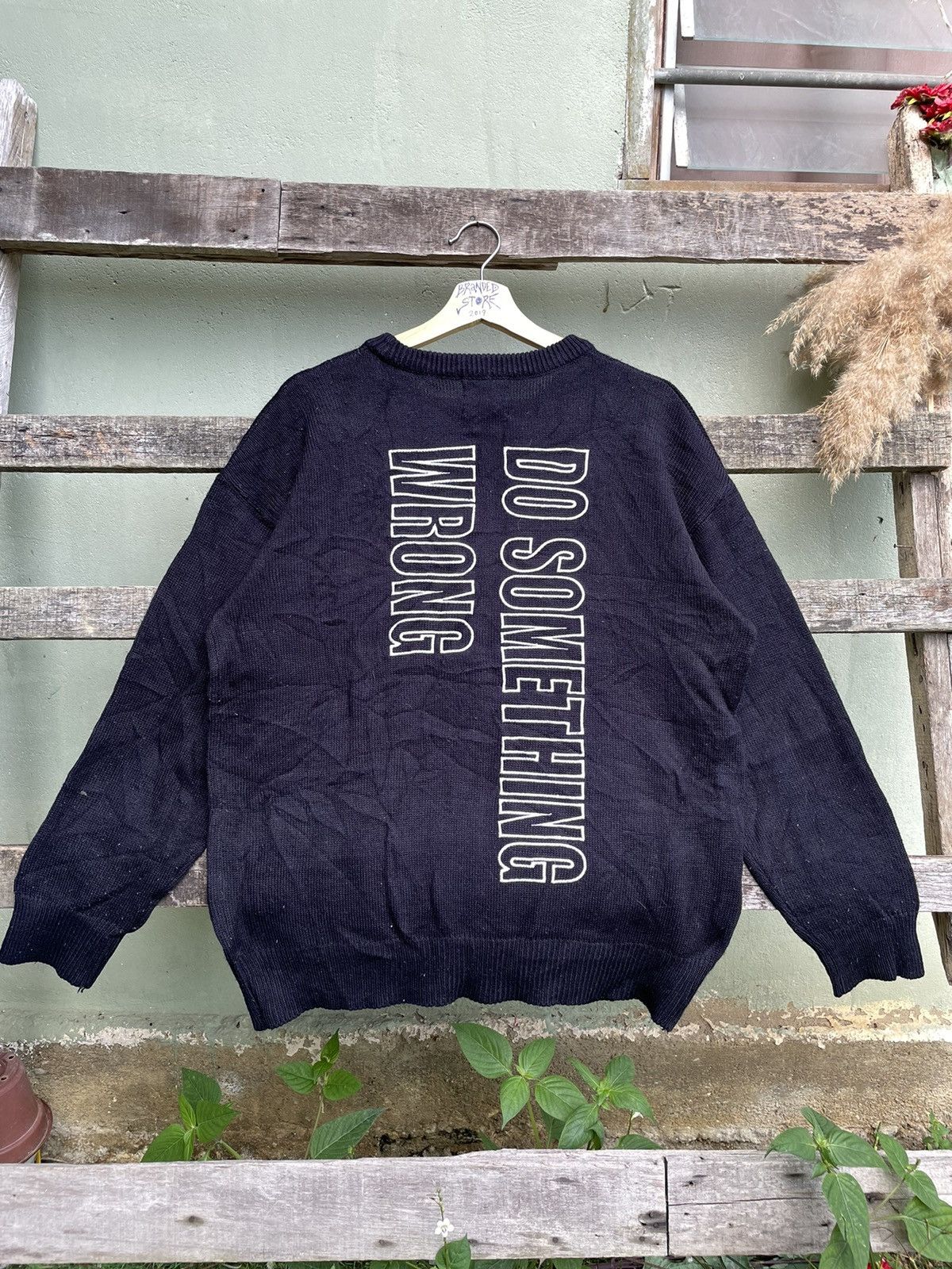 Madman Korea Spell Out Logo Knitwear