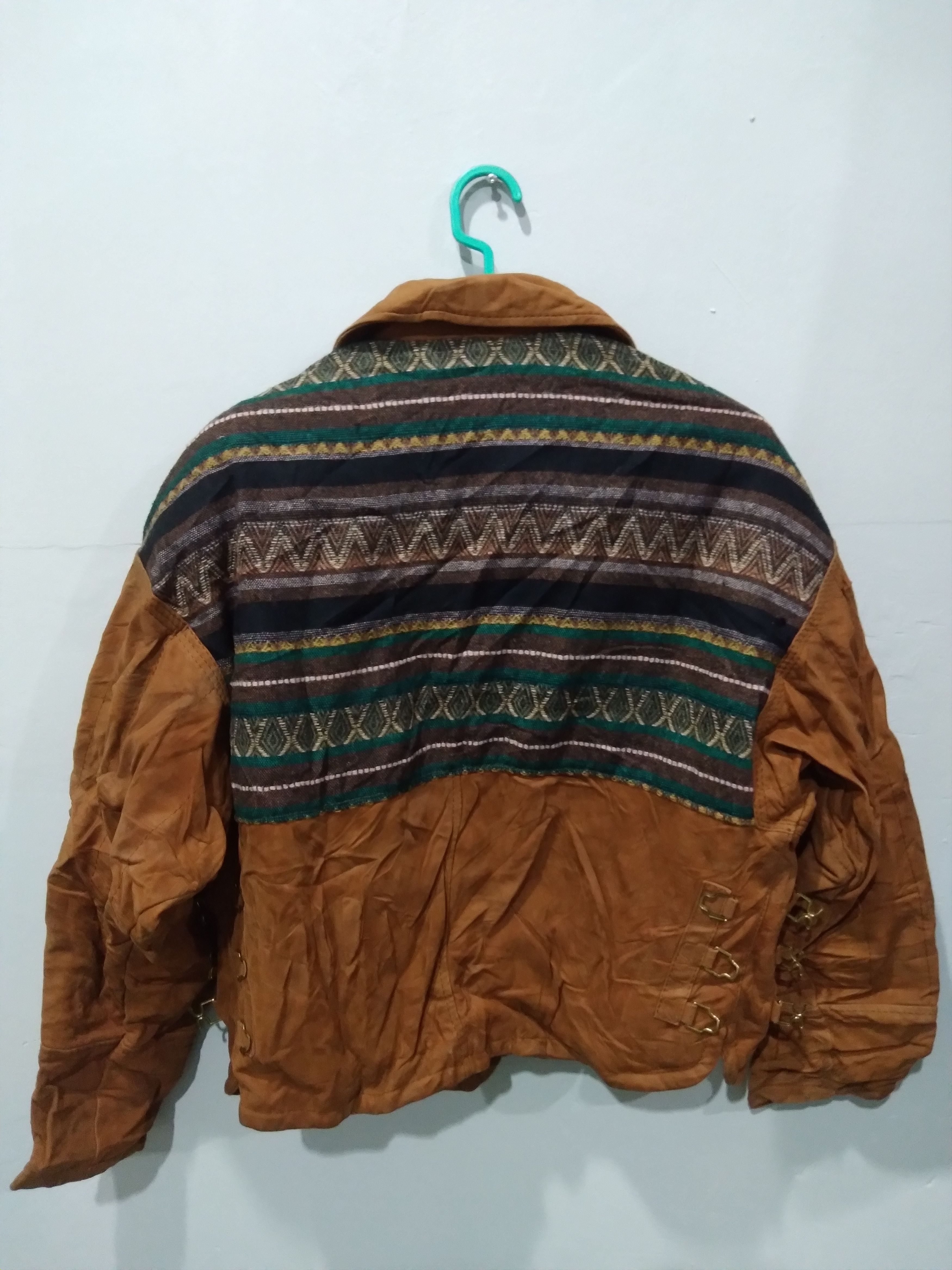 Vera Pelle VINTAGE 90s VALUSE VERA PELLE NAVAJO MADE IN ITALY JACKETS Size M / US 6-8 / IT 42-44 - 2 Thumbnail