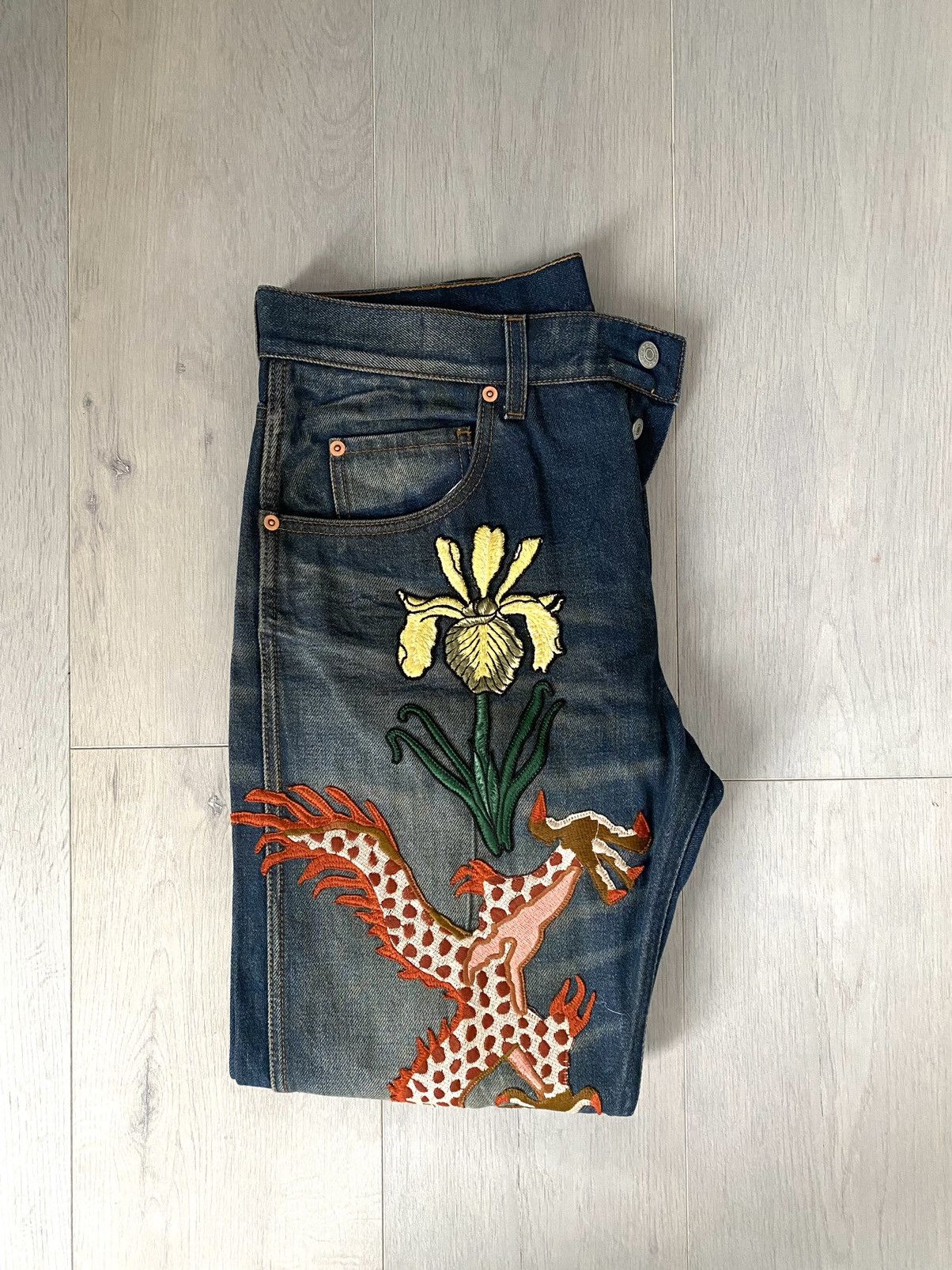 Gucci dragon jeans online