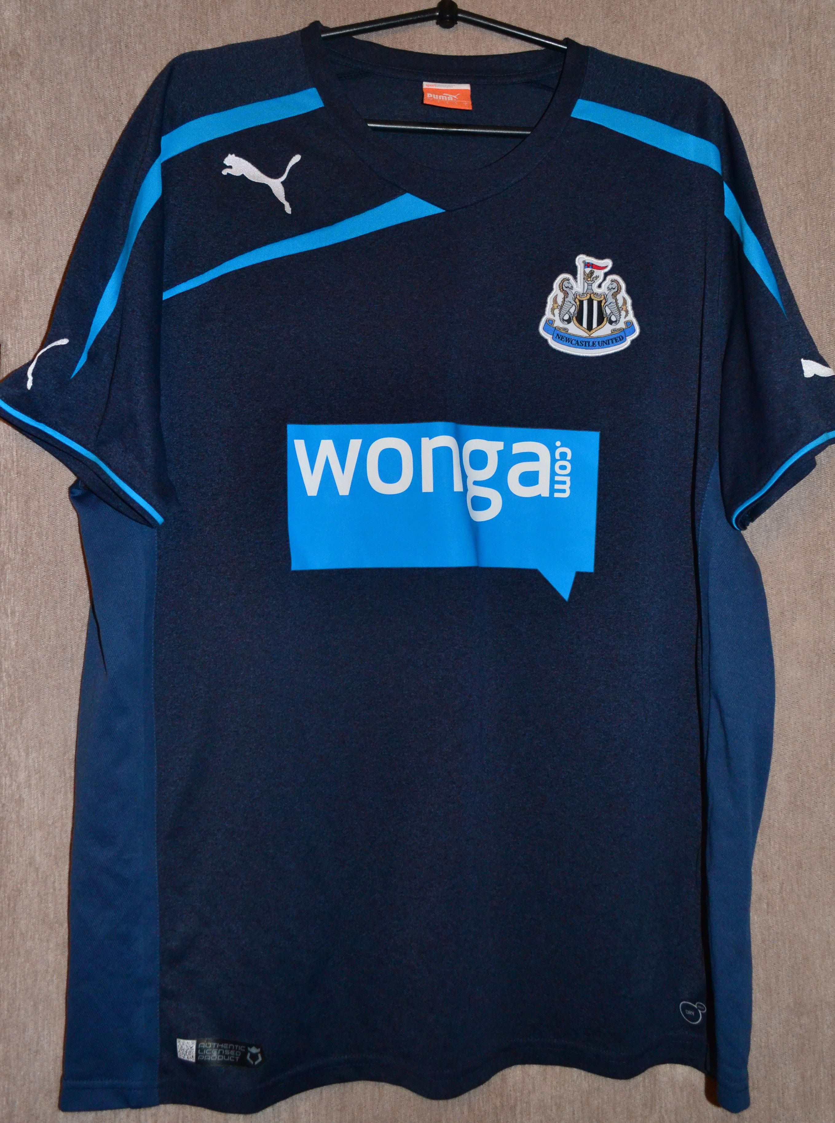 Puma Newcastle FC 2013 2014 Away T-shirt Jersey Puma Size US L / EU 52-54 / 3 - 1 Thumbnail