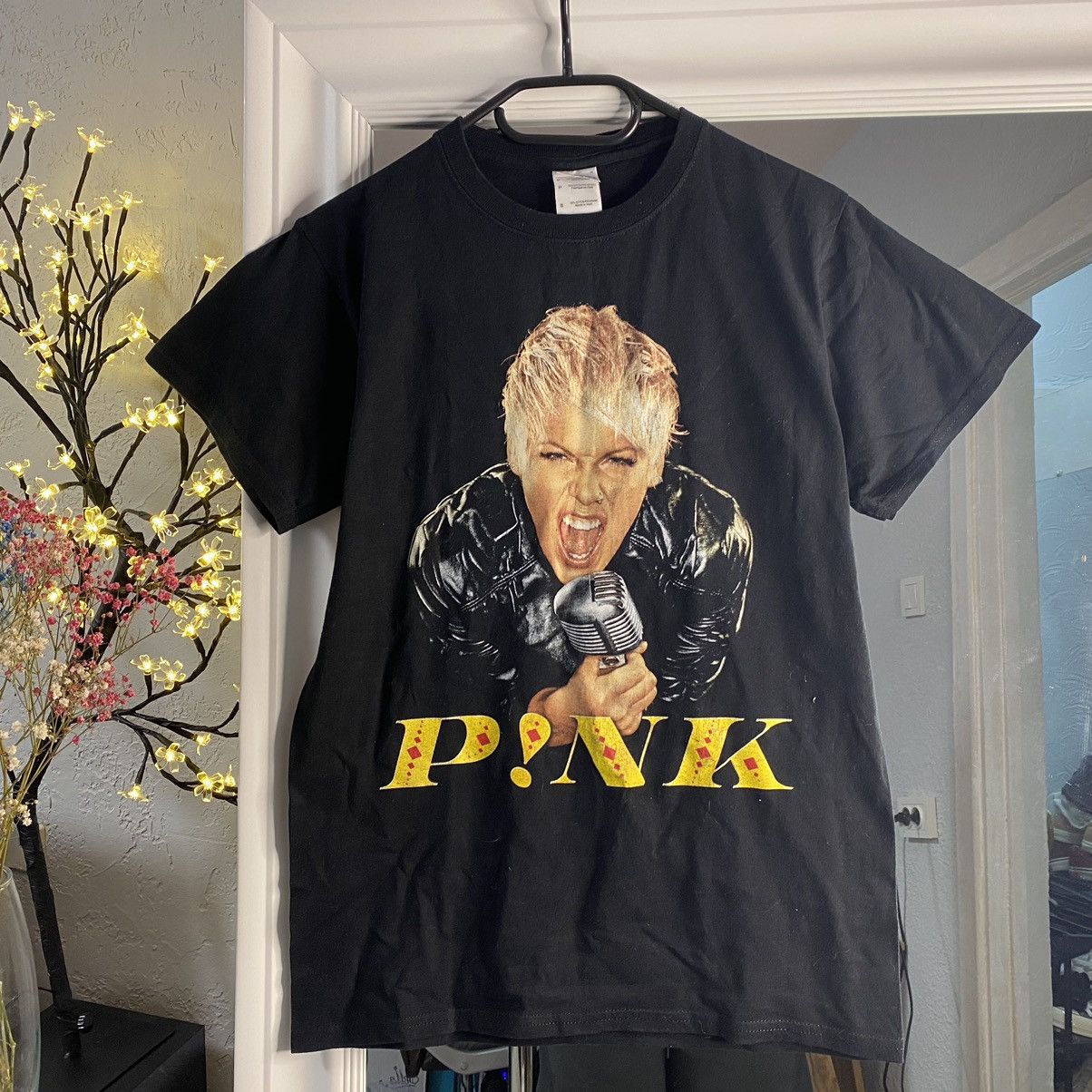 Band Tees × Vintage VINTAGE 00s PINK FUNHOUSE WORL TOUR T SHIRT Size US S / EU 44-46 / 1 - 1 Thumbnail