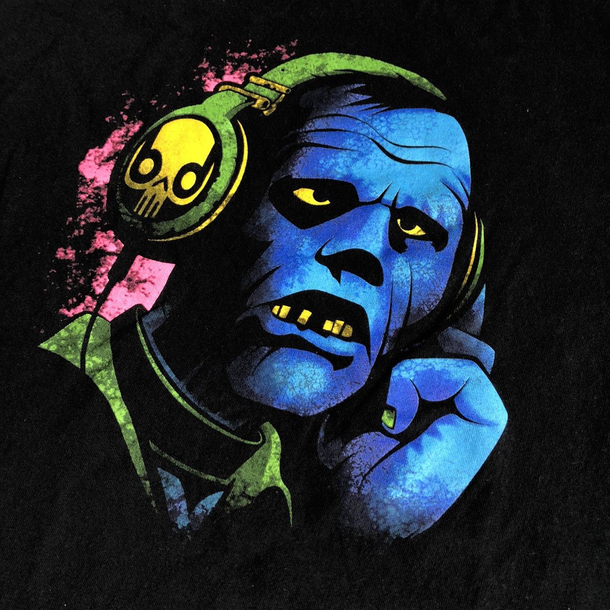 Vintage Vintage 2000s Think Geek Monkey Headphones Art Graphic Tee Size US M / EU 48-50 / 2 - 3 Thumbnail