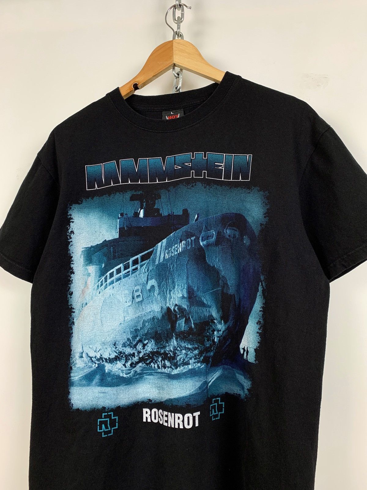 Band Tees Vintage Rammstein Rosenrot Band T-Shirt Size US L / EU 52-54 / 3 - 5 Thumbnail