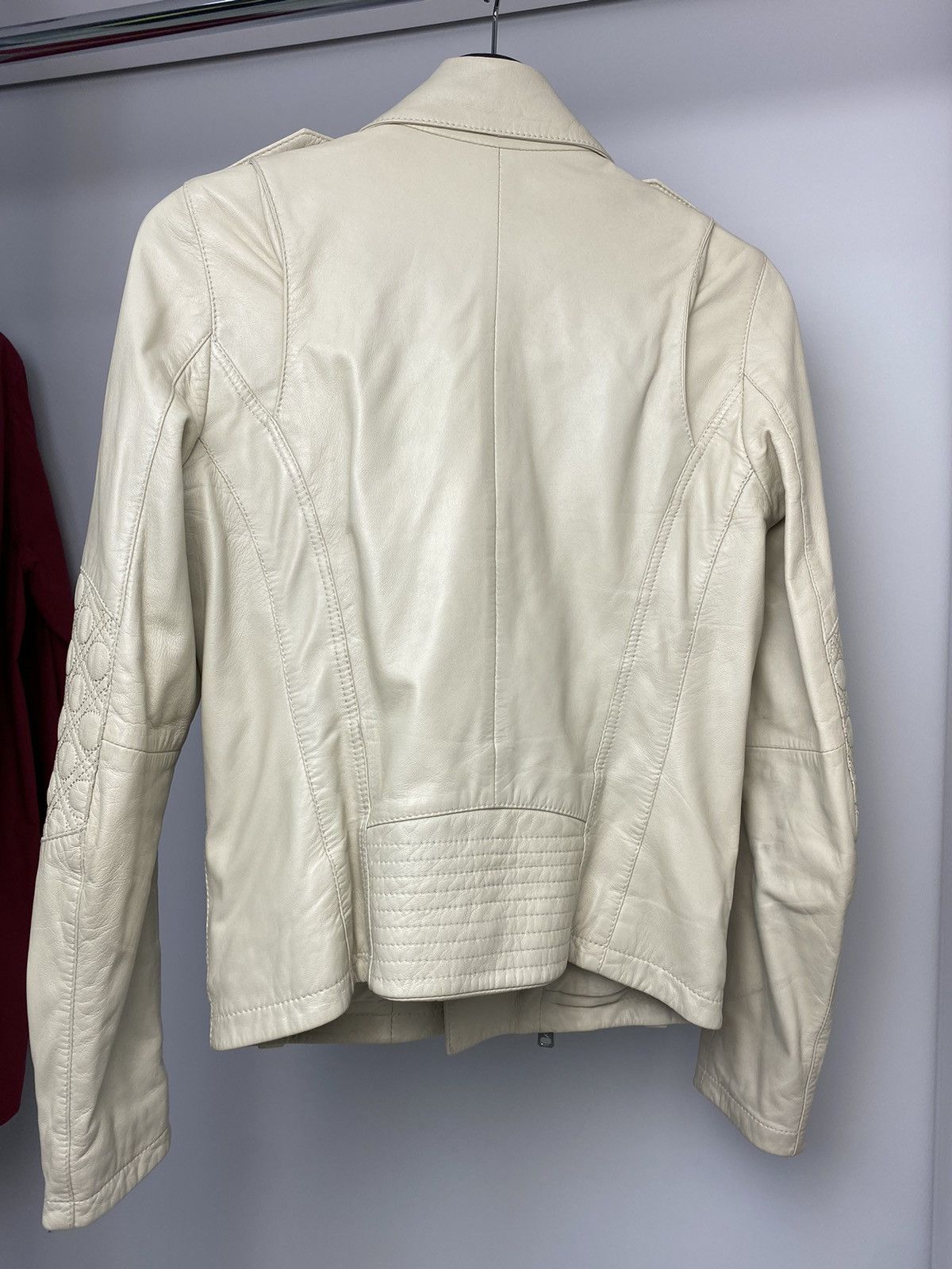 Alexander McQueen ALEXANDER MCQUEEN beige LEATHER CROPPED BIKER Jacket Size S / US 4 / IT 40 - 5 Thumbnail