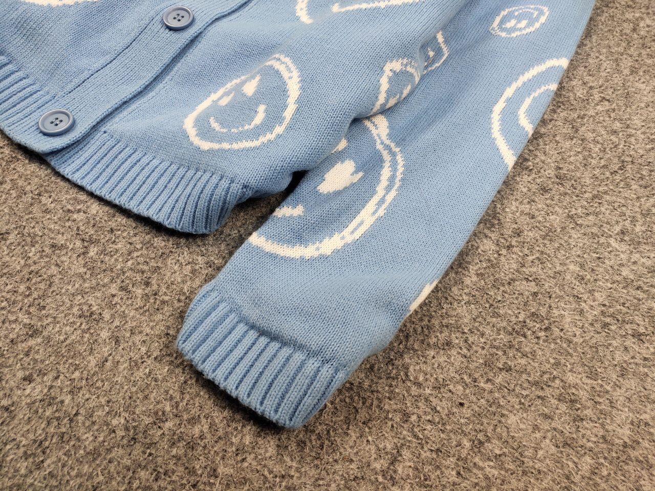 Japanese Brand Vintage 90's blue smiley logos Japanese style Knit Cardigan Size XS / US 0-2 / IT 36-38 - 5 Thumbnail