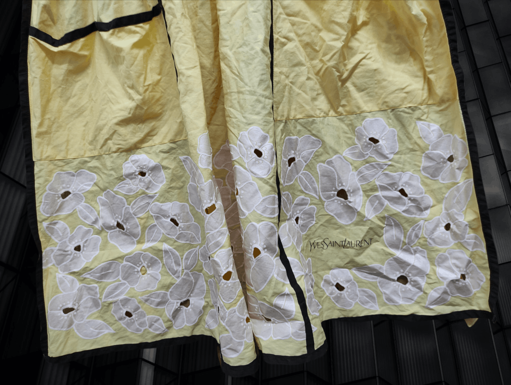 Yves Saint Laurent Yves Saint Laurent Vintage Apron Floral Design Size ONE SIZE - 6 Thumbnail