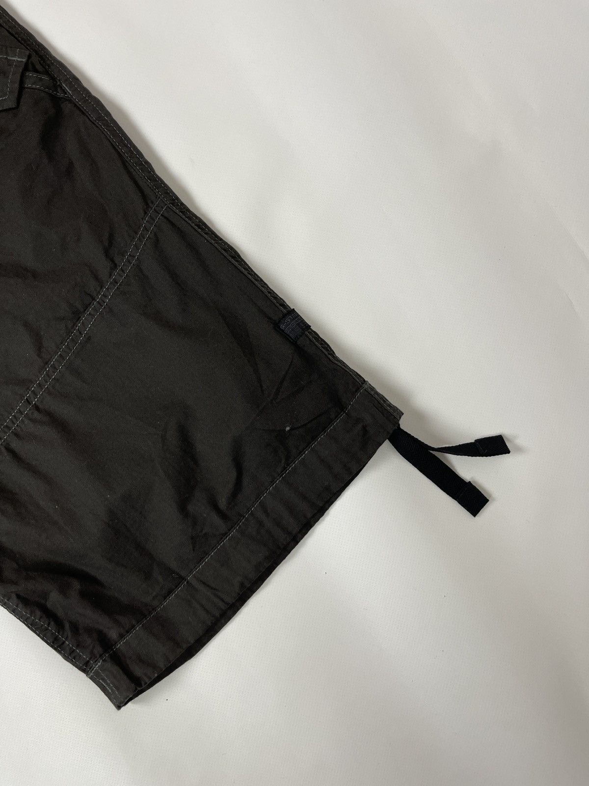 G-Star G-Star Raw Rovic-B DC Loose 1/2 light shorts khaki Size US 33 - 8 Thumbnail