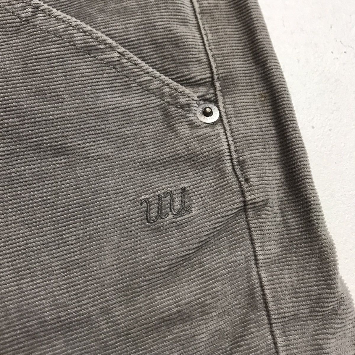 Undercover × Uniqlo Uniqlo Undercover Grey Corduroy Pants Size US 31 - 8 Thumbnail