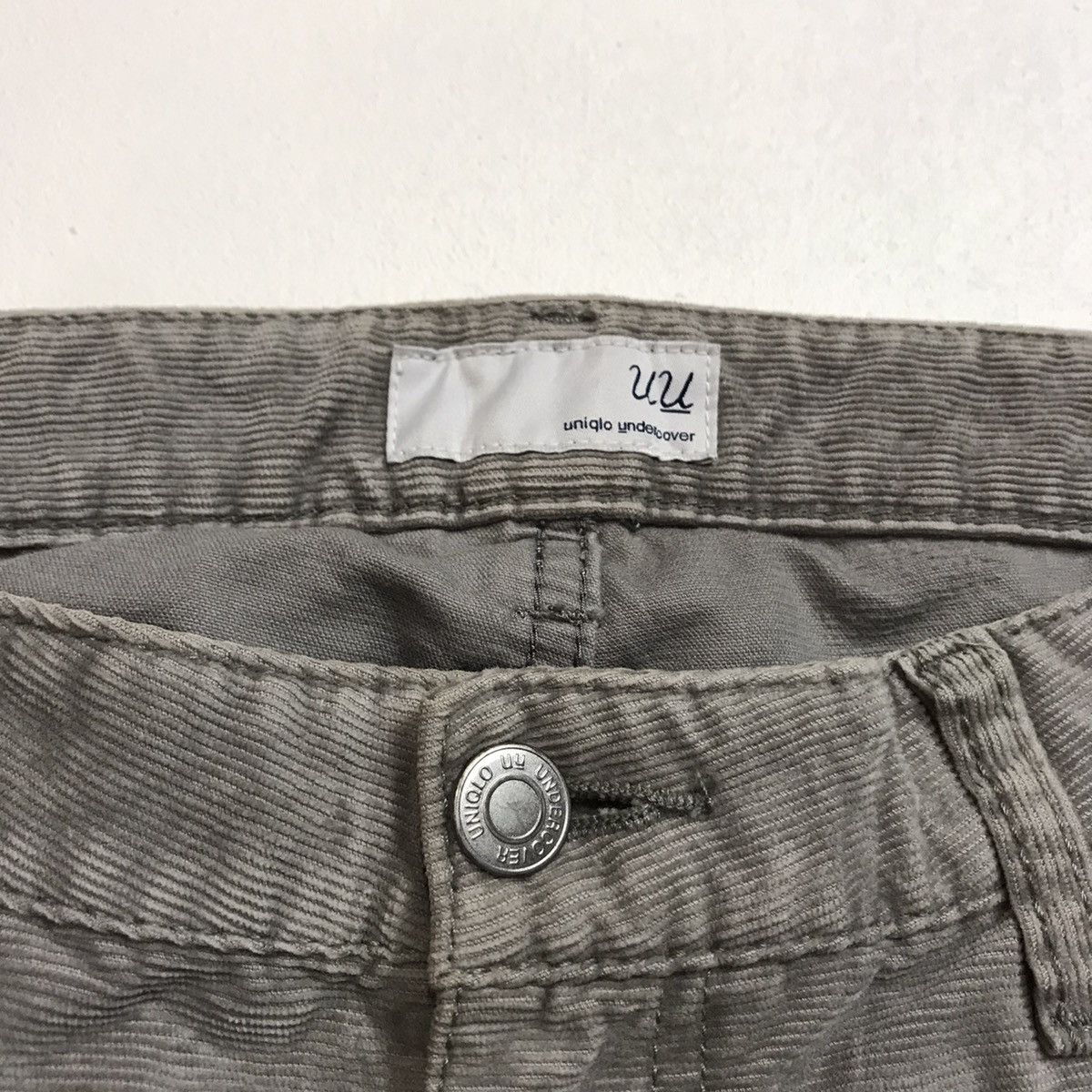 Undercover × Uniqlo Uniqlo Undercover Grey Corduroy Pants Size US 31 - 7 Thumbnail