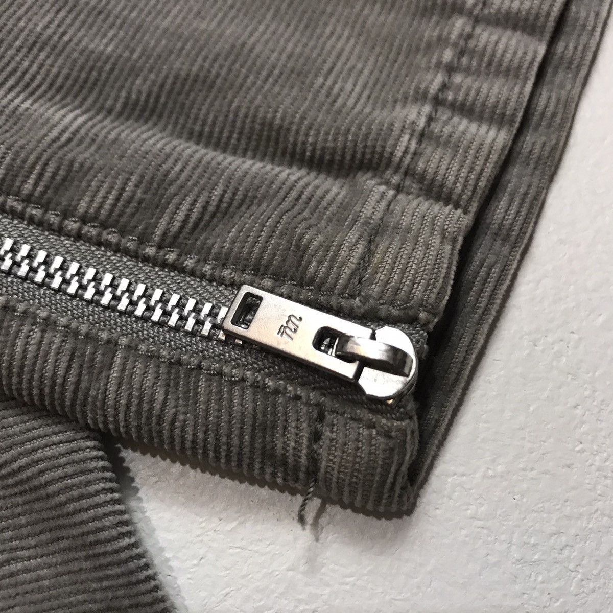 Undercover × Uniqlo Uniqlo Undercover Grey Corduroy Pants Size US 31 - 6 Thumbnail