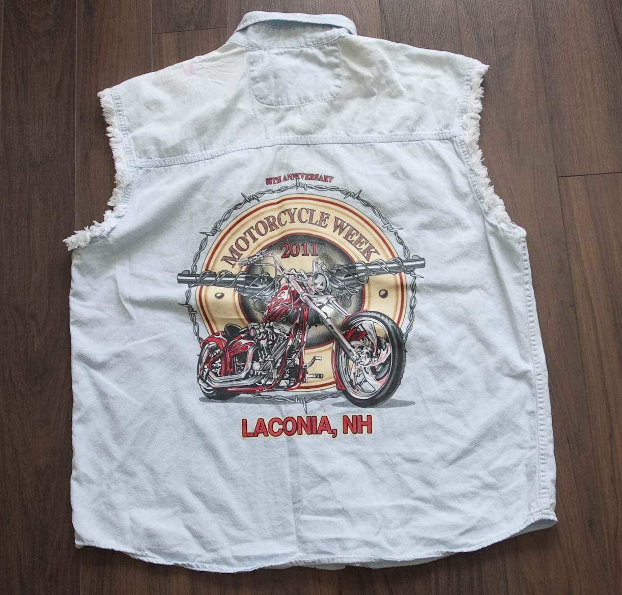 Other Motorcycle Week 2011 Laconia Vest Jacket Distressed Size US XL / EU 56 / 4 - 1 Thumbnail