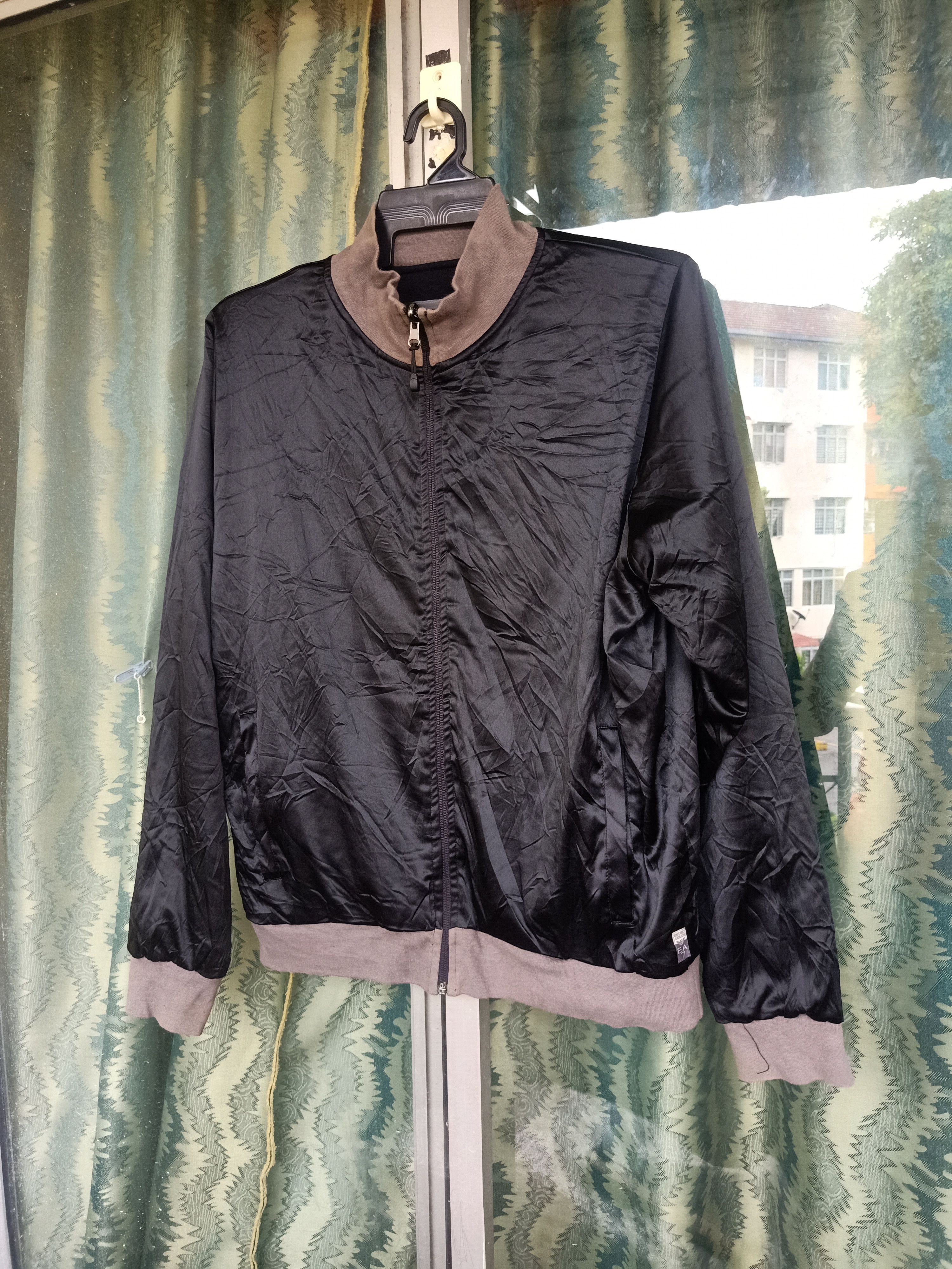 Emporio Armani Emporio Armani reversible Bombers jacket Size US L / EU 52-54 / 3 - 2 Thumbnail
