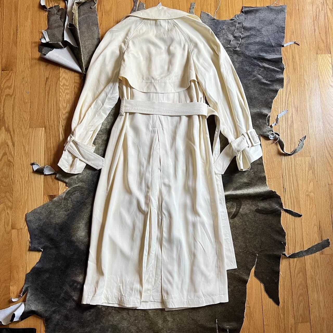 Vince Vince cream light weight belted trench coat size xs Size XS / US 0-2 / IT 36-38 - 4 Thumbnail