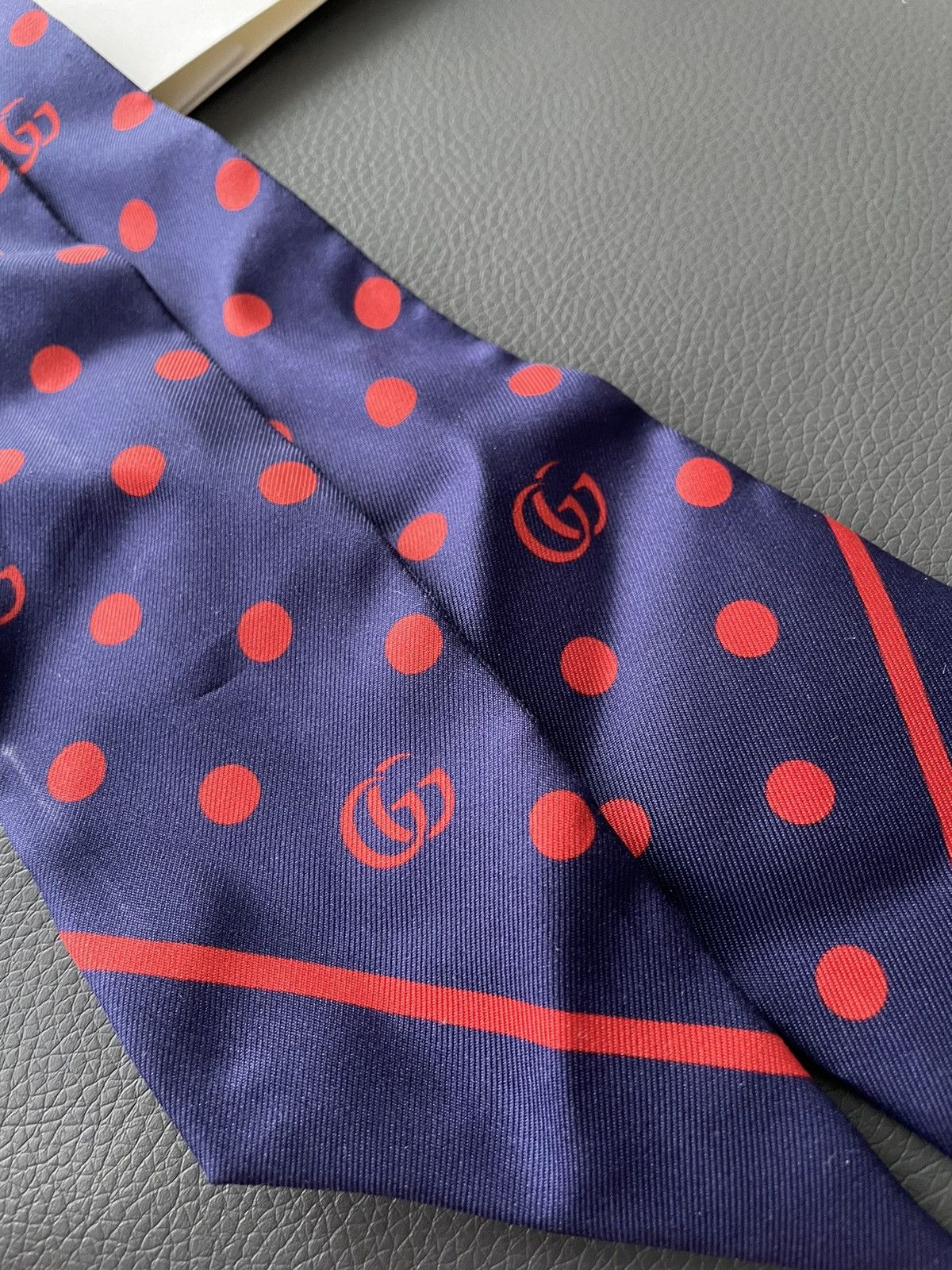 Gucci Brand New Runway Limited Edition Gucci Logo Twilly Rare Size ONE SIZE - 7 Thumbnail