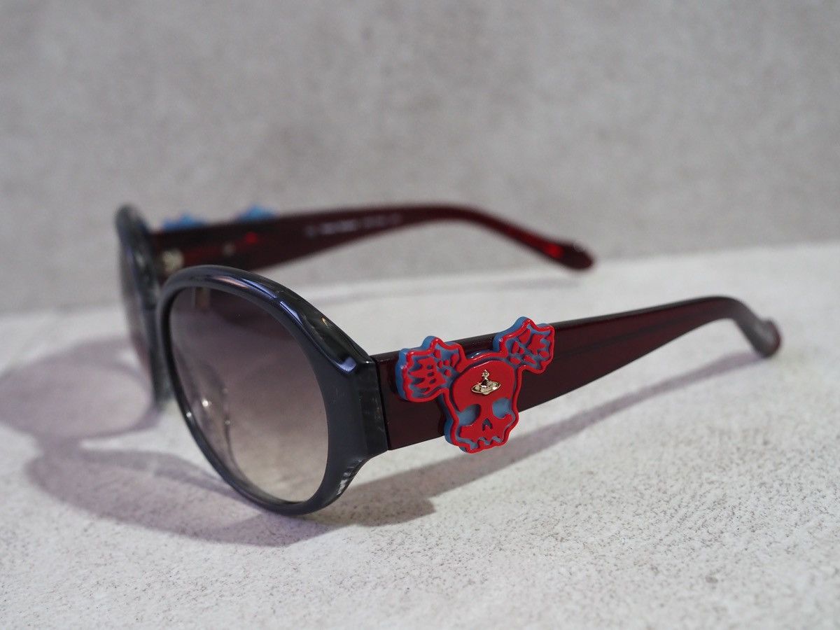 Vivienne Westwood Vivienne Westwood Skull Orb Sunglasses