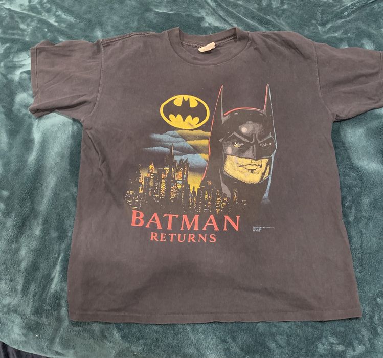 Vintage Vintage 1991 Batman Returns shirt | Grailed