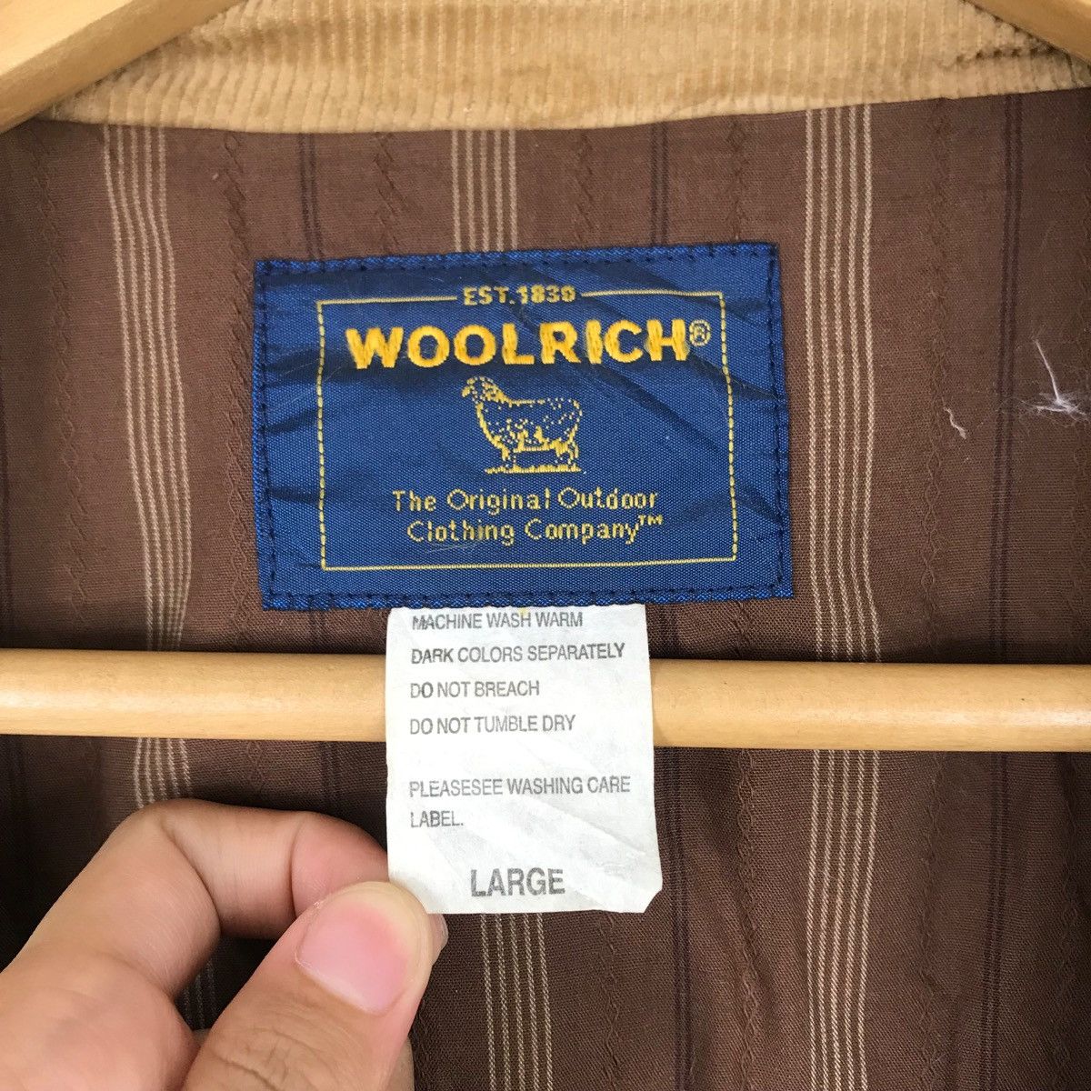 Vintage WOOLRICH Jacket Corduroy Quilted Design Vintage