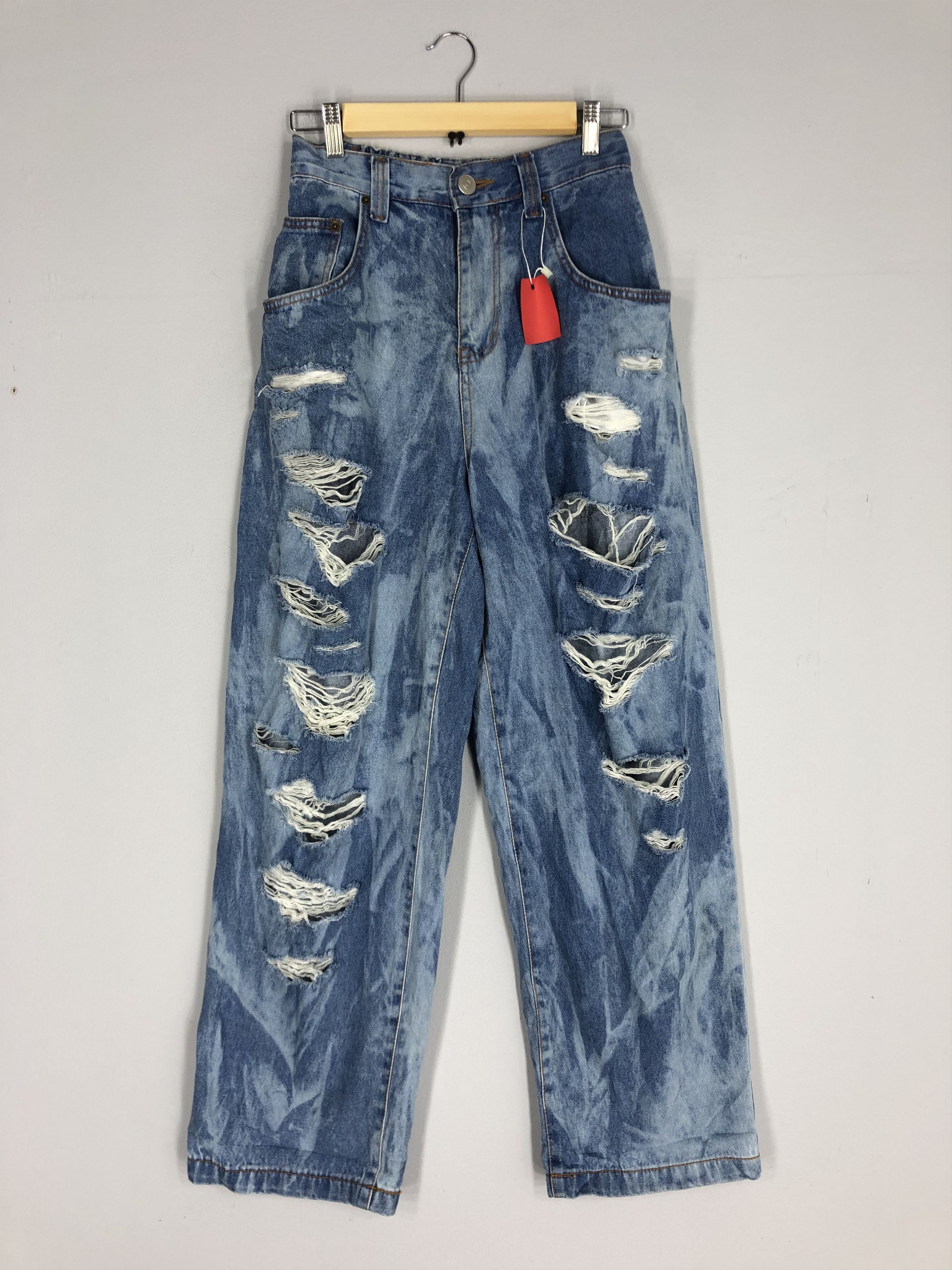 Vintage Rasvoa Ripped Jean Distressed Jean Size 28