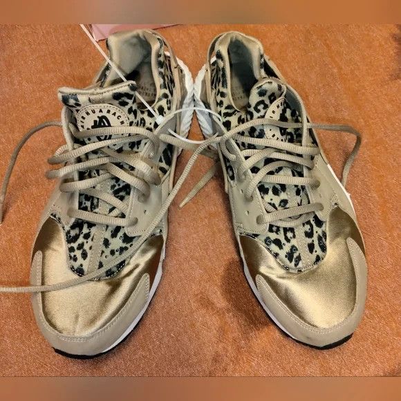 womens nike huarache leopard print