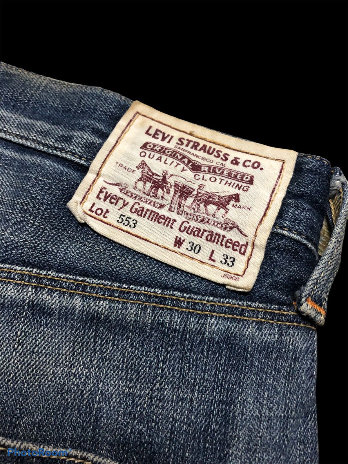 Levi's LOOSE⚡️⚡️LEVIS 553 WASHED BLUE DISTRESSED DENIM Size US 31 - 3 Thumbnail