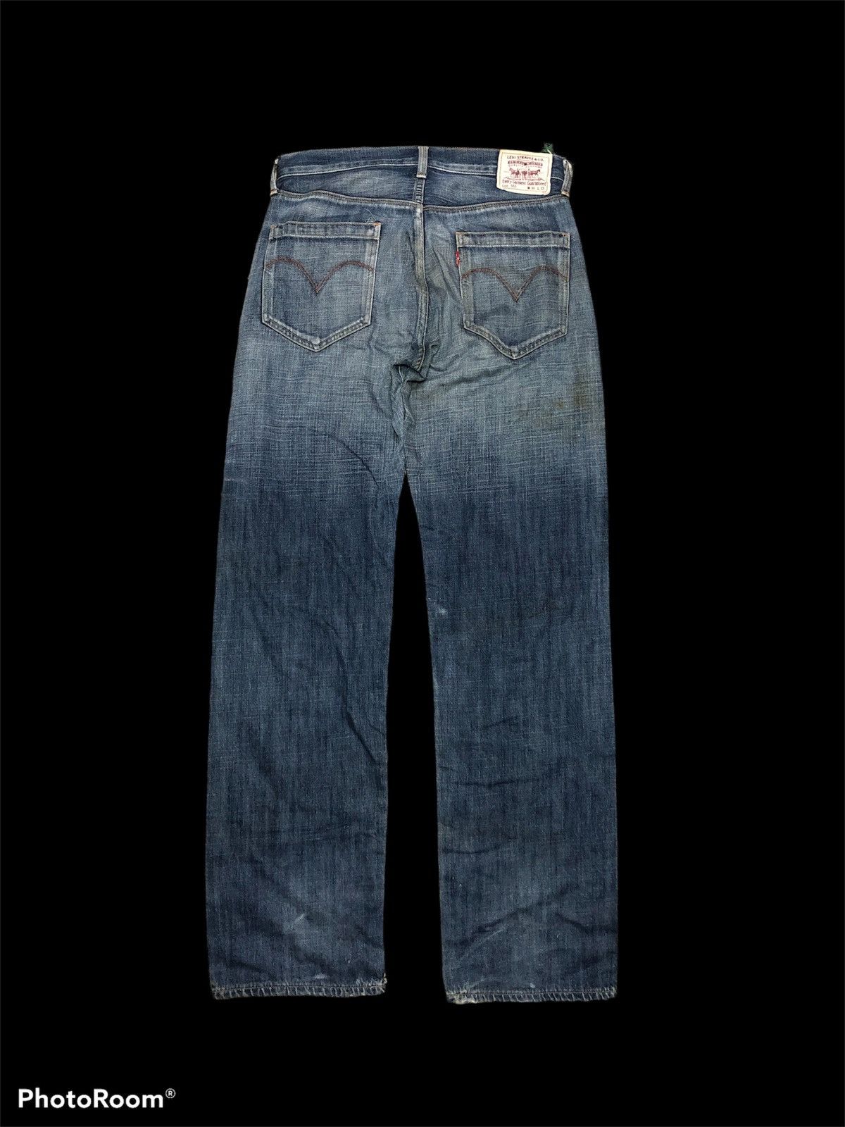 Levi's LOOSE⚡️⚡️LEVIS 553 WASHED BLUE DISTRESSED DENIM Size US 31 - 2 Thumbnail