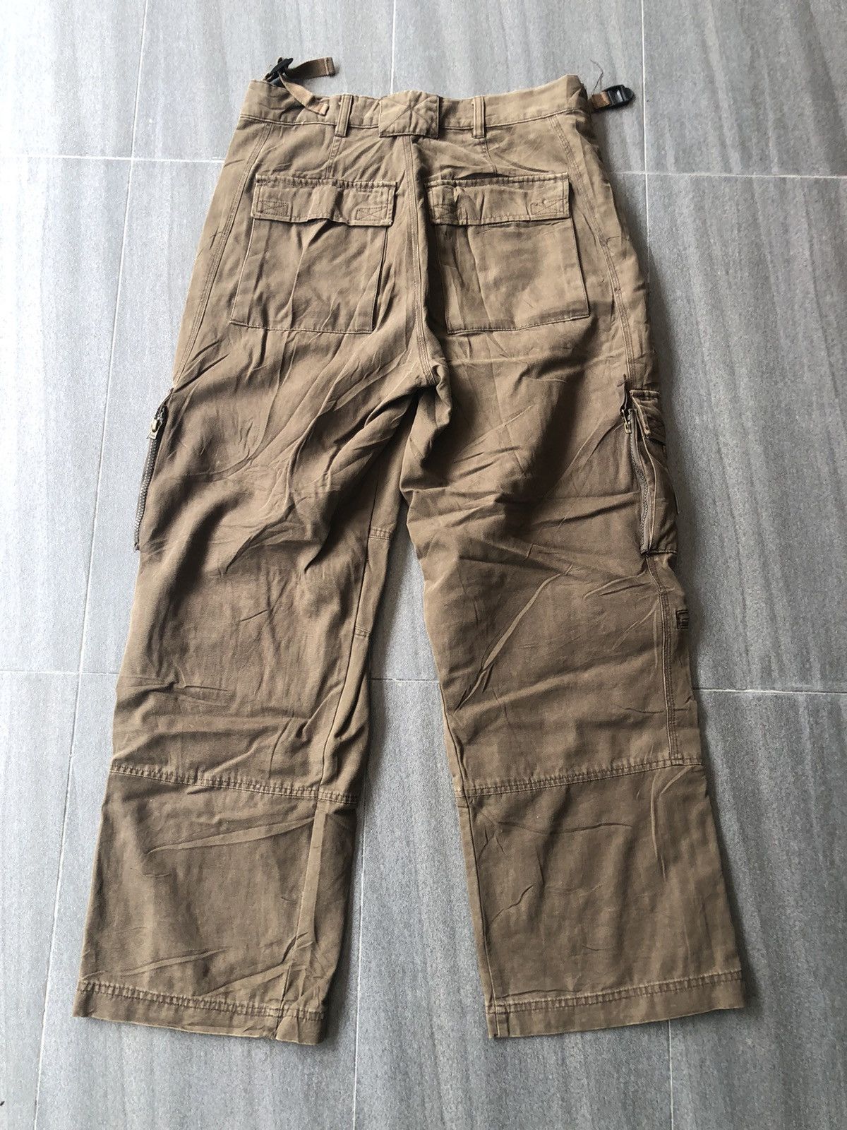Old Navy Vintage Old Navy cargo pants tactical tech Size US 34 / EU 50 - 2 Thumbnail