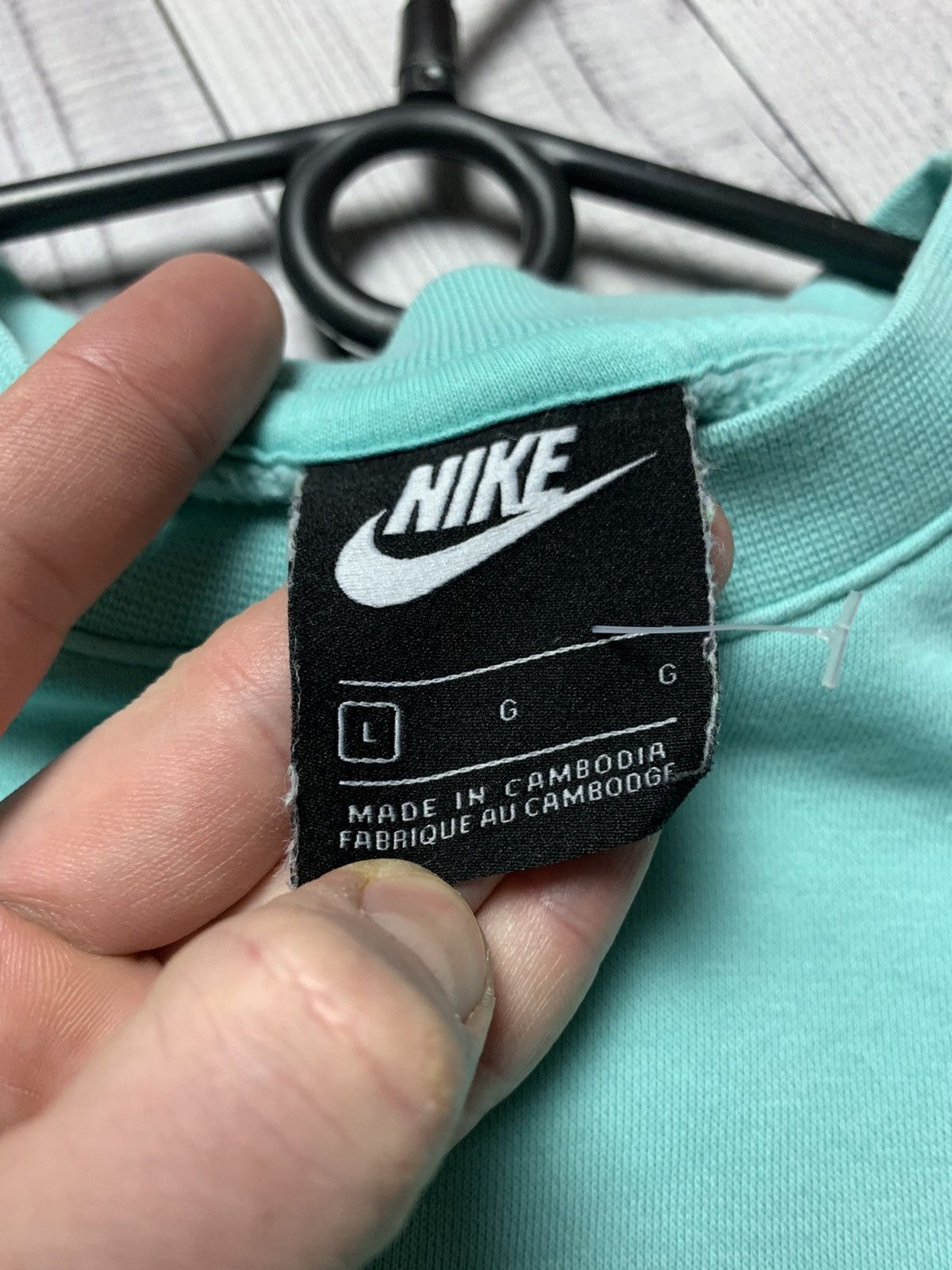 Nike Sweatshirt Nike Liverpool logo light blue rare logo size L Size US L / EU 52-54 / 3 - 4 Thumbnail