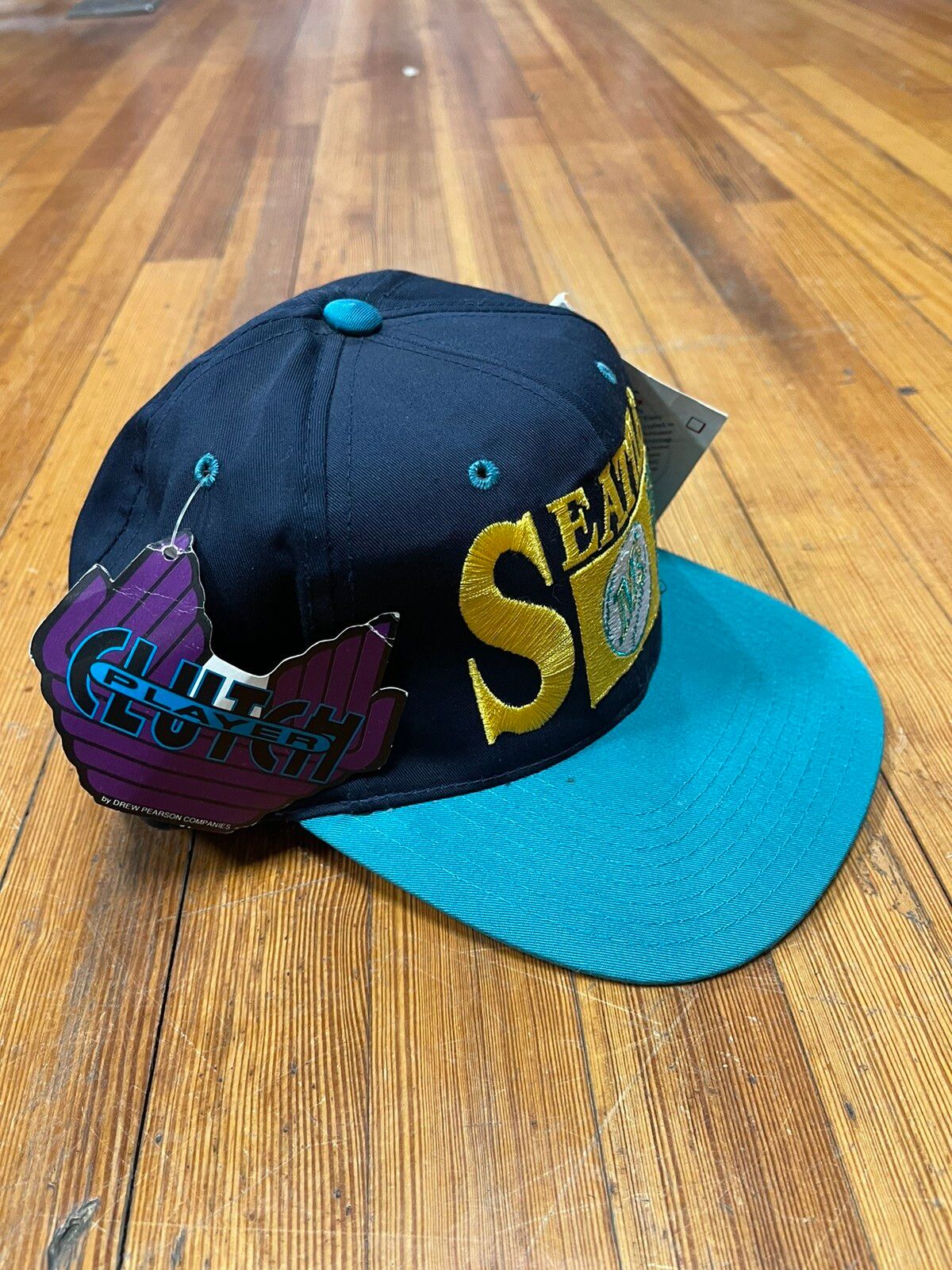 Drew Pearson 90’s Vintage Drew Pearson “SEATTLE MARINERS” Deadstock Cap Size ONE SIZE - 2 Preview