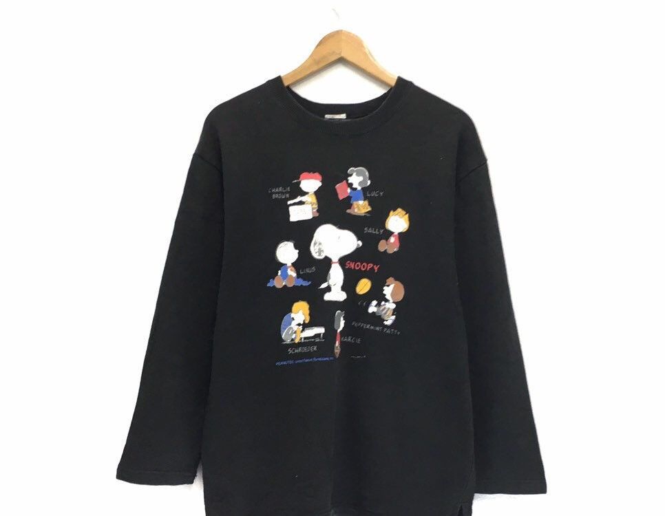Peanuts Character Crewneck Sweatshirt Big Logo Spell Out